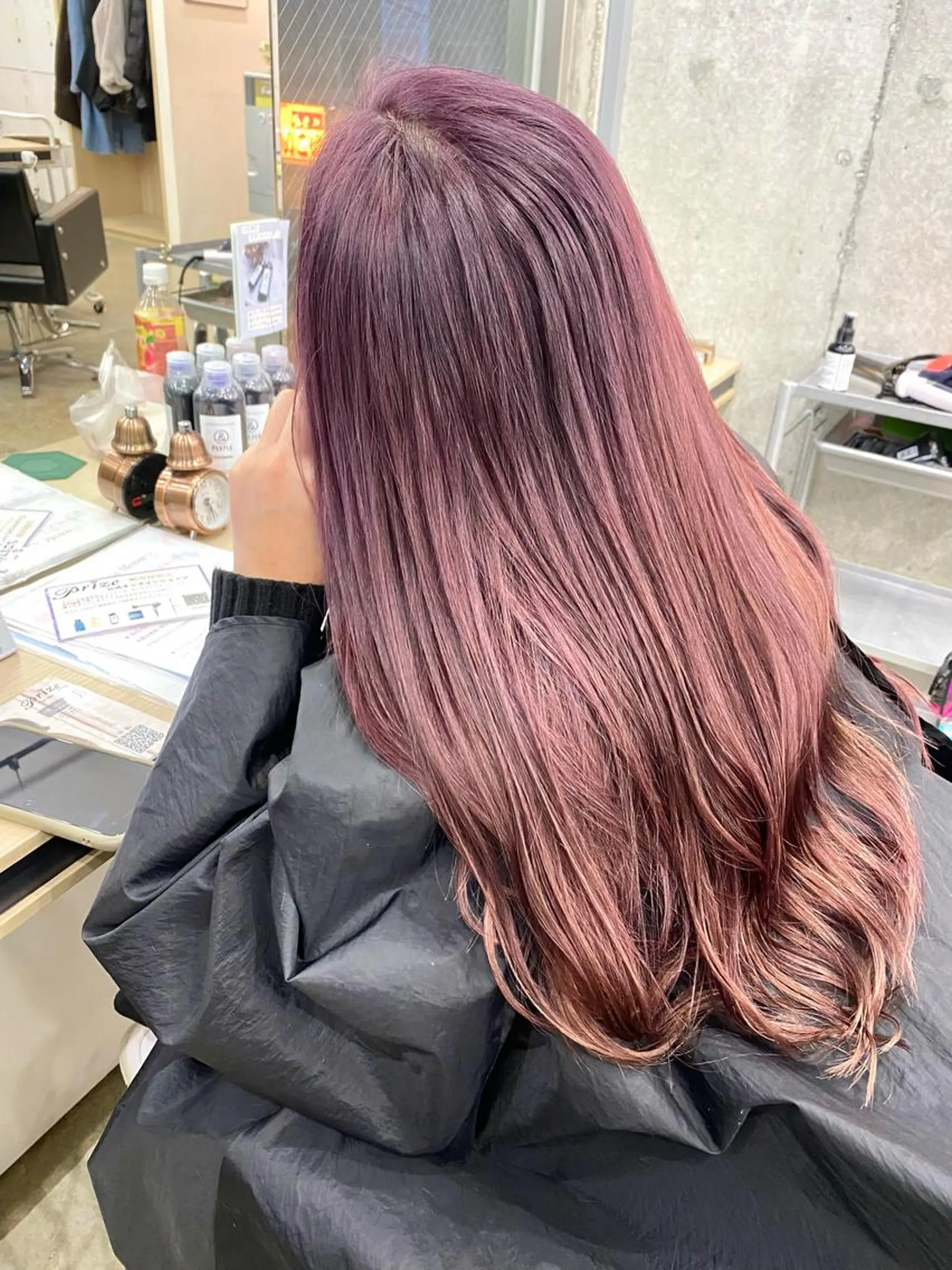 ミディアム レイヤーカット🪽 MARINA🦩のヘアスタイル