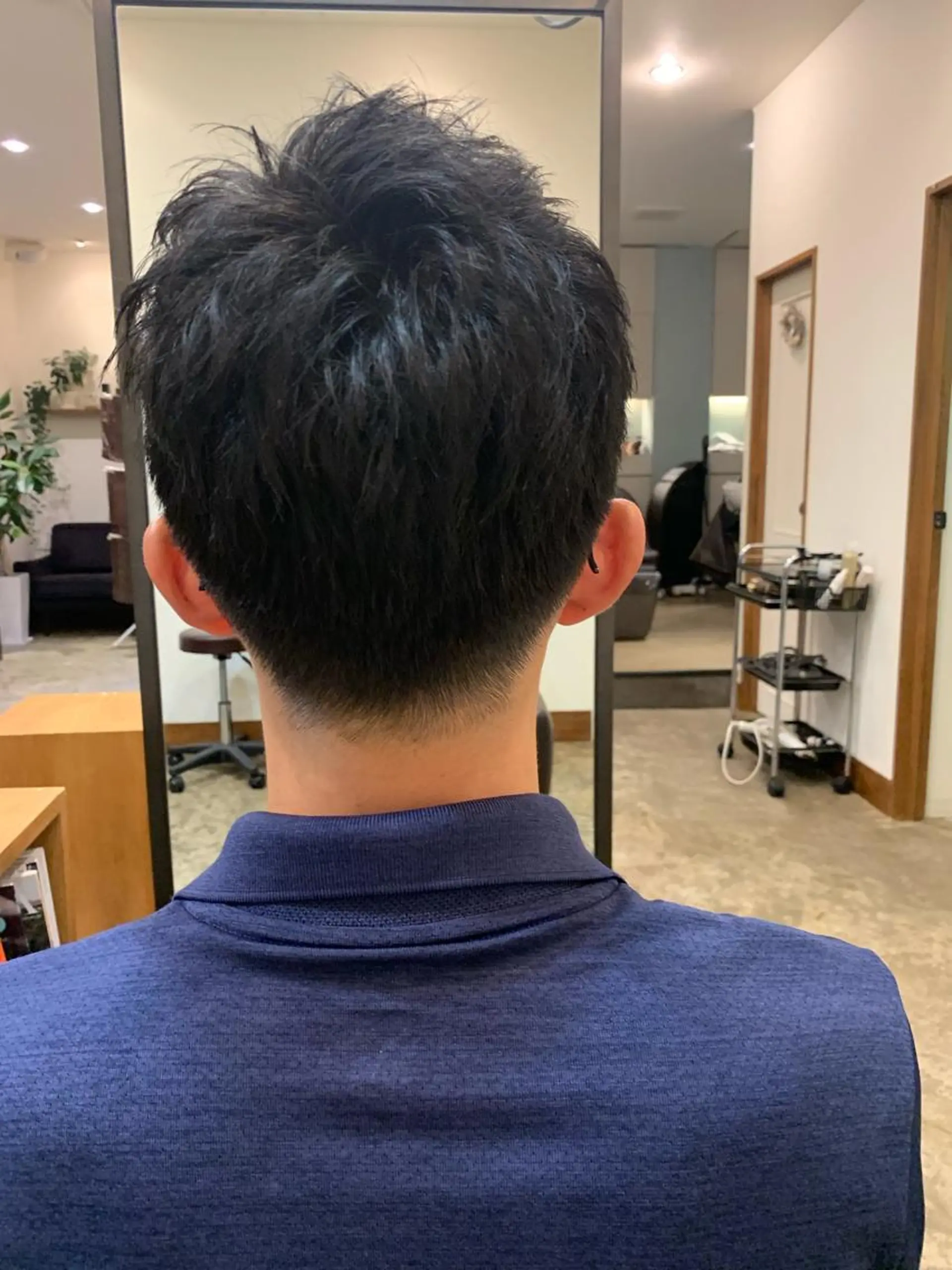 メンズ ビジネス 刈り上げ 美容室　きのま所属・藤井 夕佳のヘアスタイル