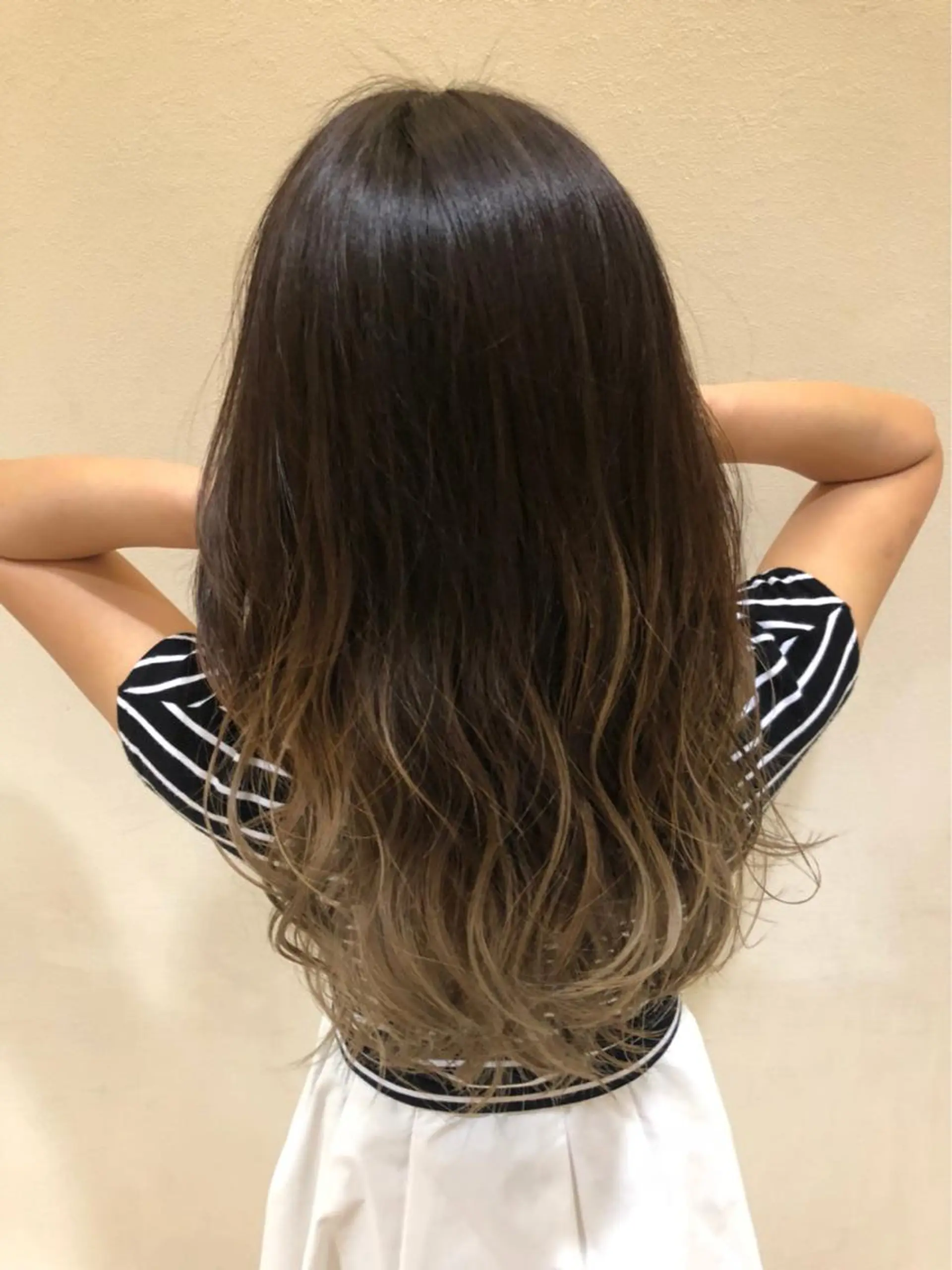ロング カラー エクレア名駅店所属・尾崎 愛華のマツエク・マツパデザイン