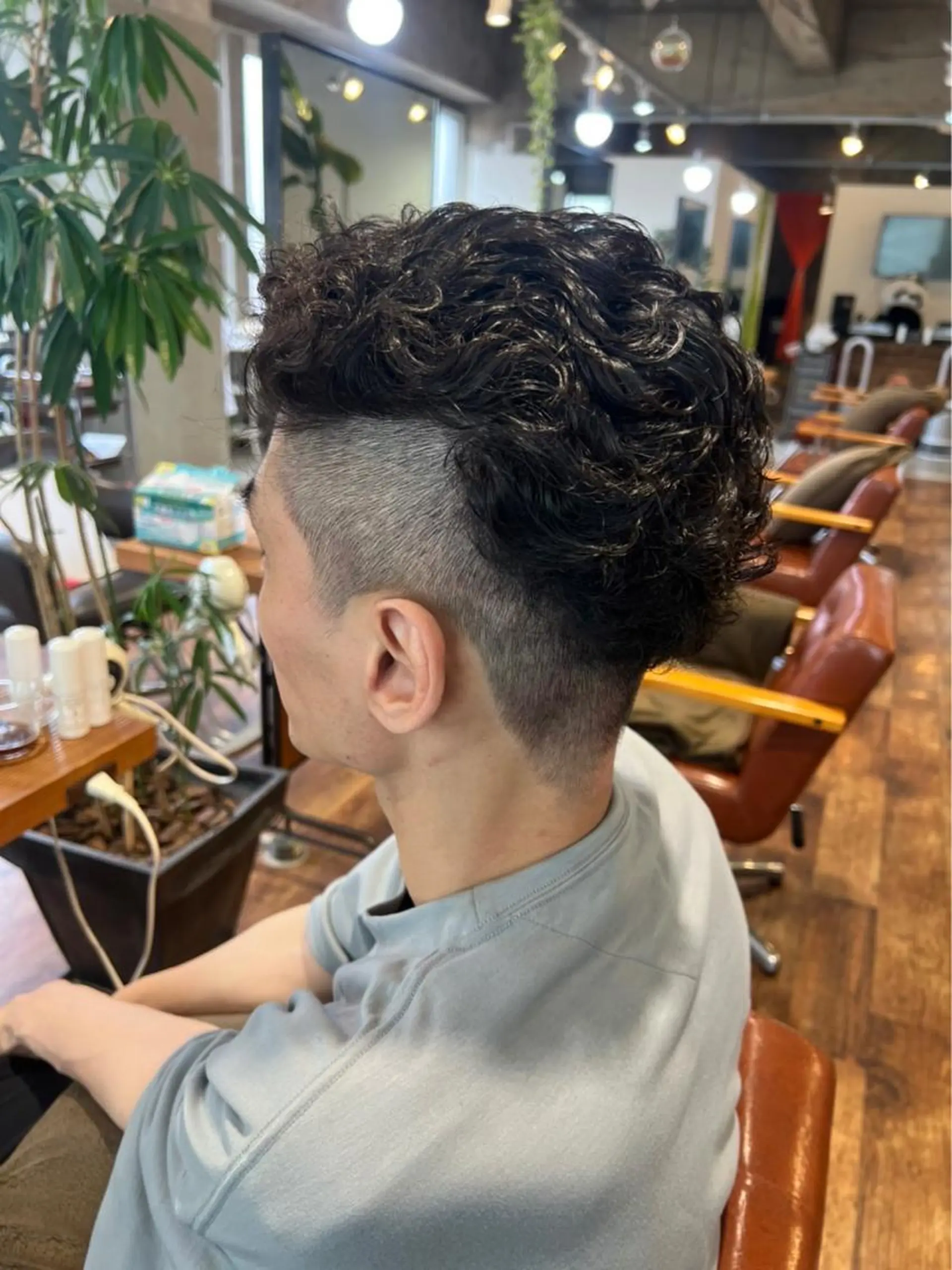 パーマ 桐畑 周のヘアスタイル