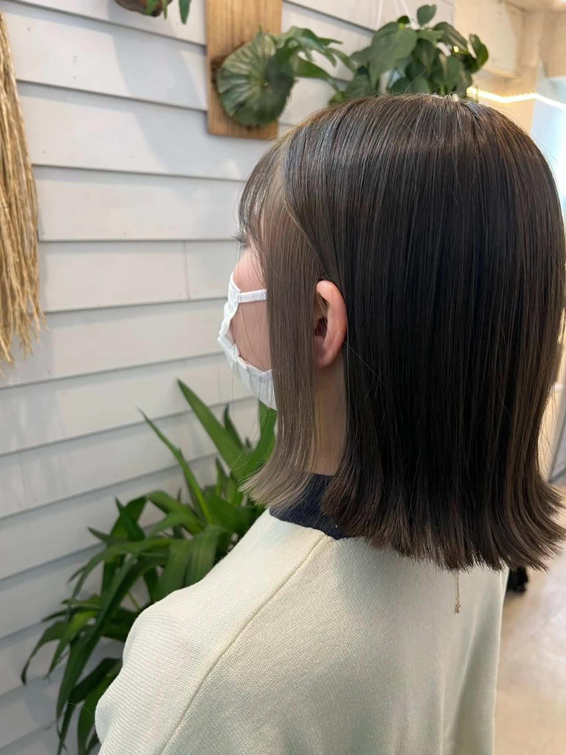 カラー YUI ハイトーンカラーのヘアスタイル