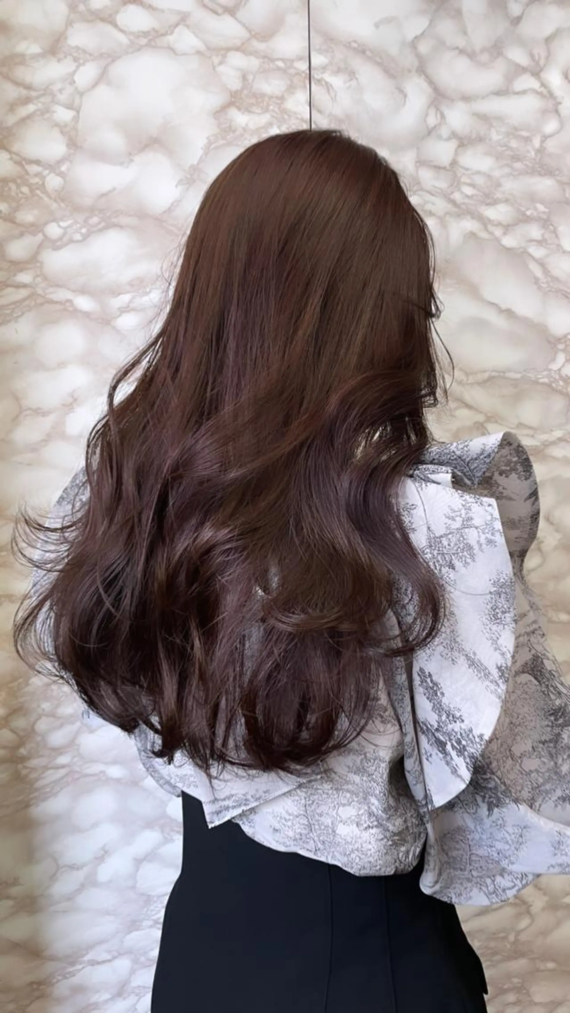 ミディアム カラー ヘアカラー トリートメント YEAU　PLUS所属・極上の艶髪 RINAのヘアスタイル