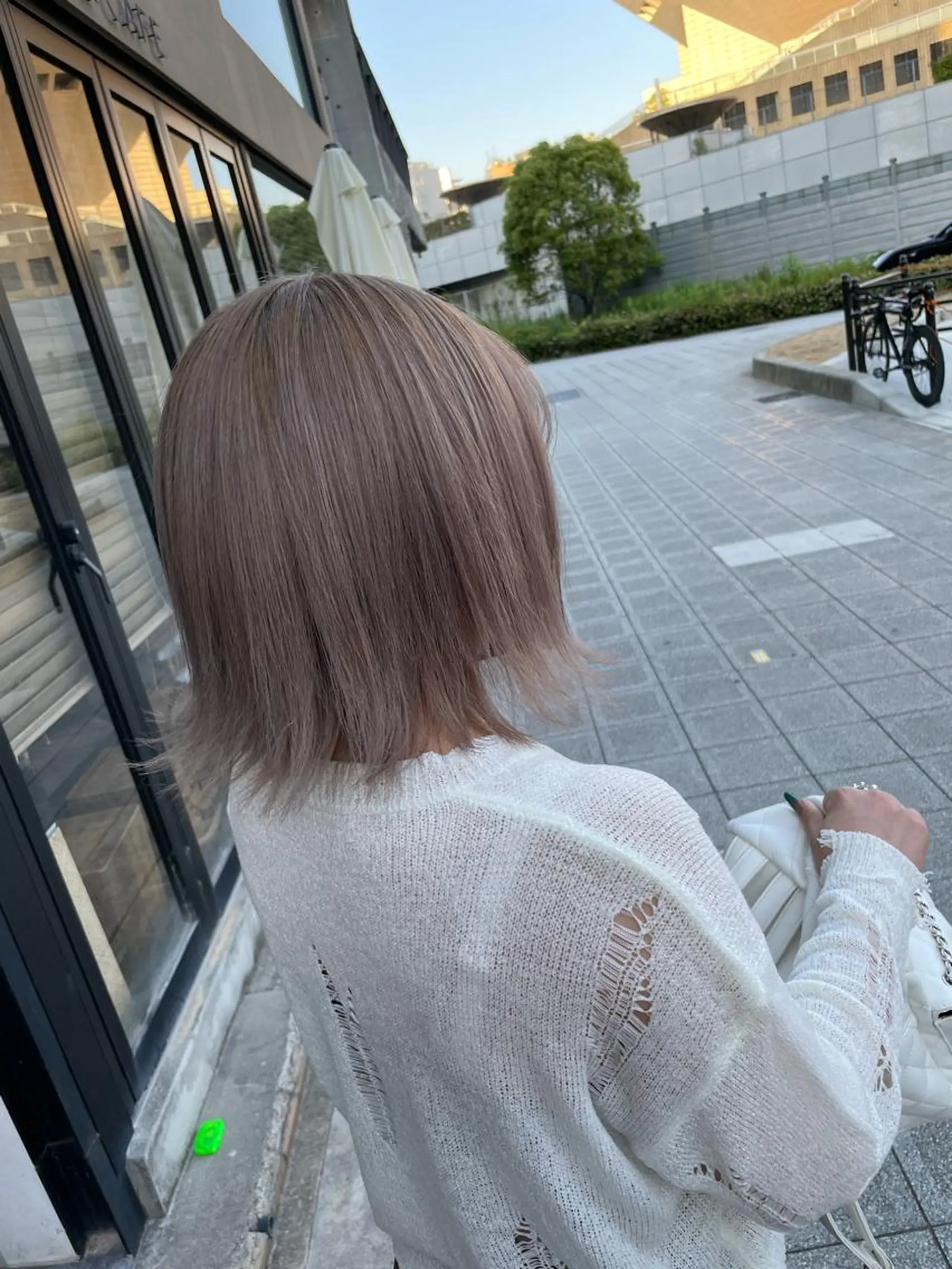 ショート カラー ベージュカラー ヘアカラー トリートメント ヘアセット 難波ブリーチカラー 伊藤洋輝のヘアスタイル