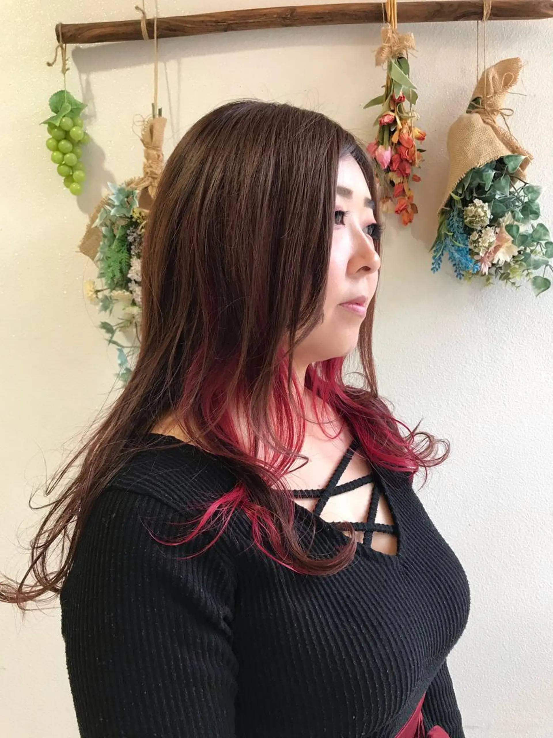 ロング 松本 美香のヘアスタイル