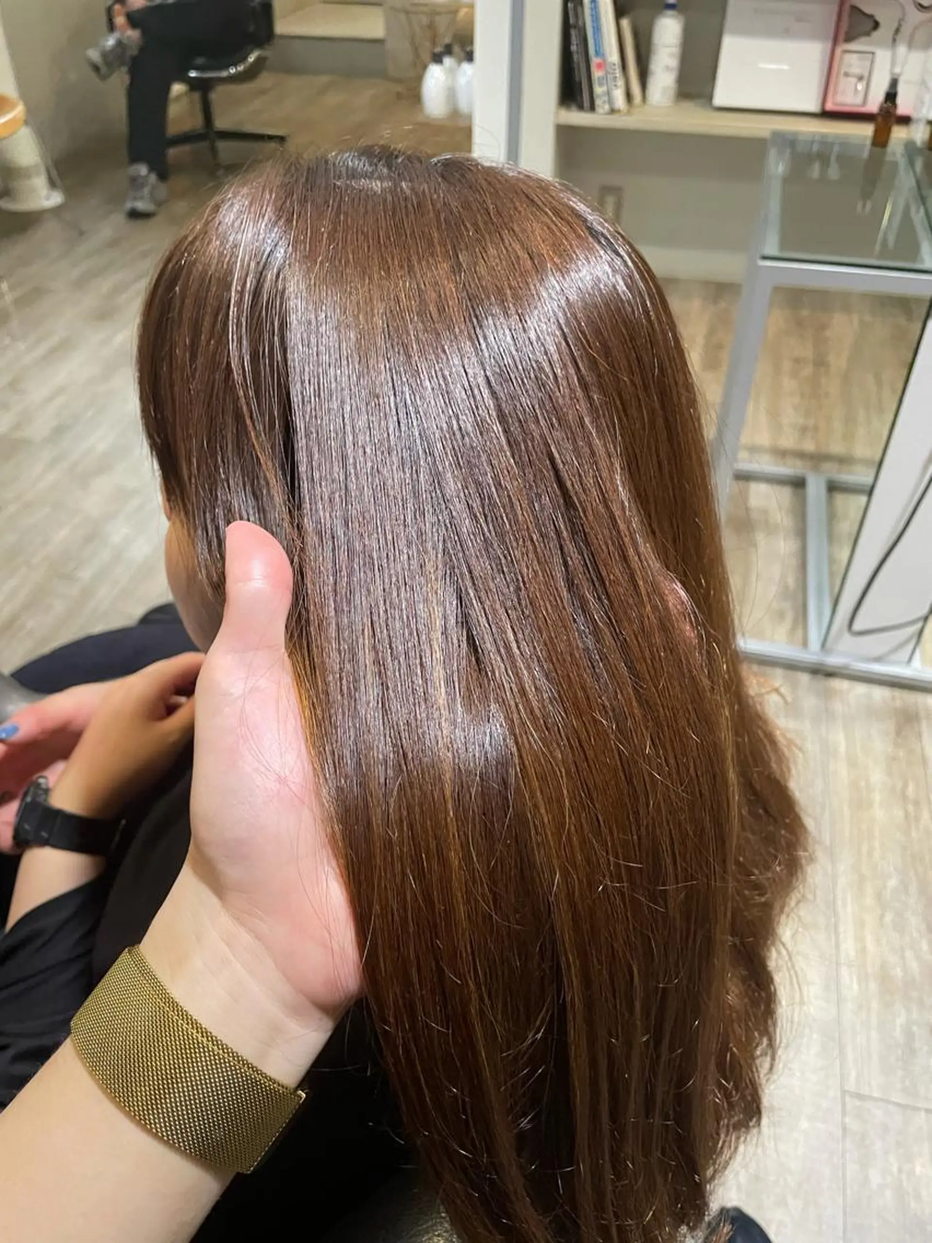 ミディアム 中村 玲のヘアスタイル