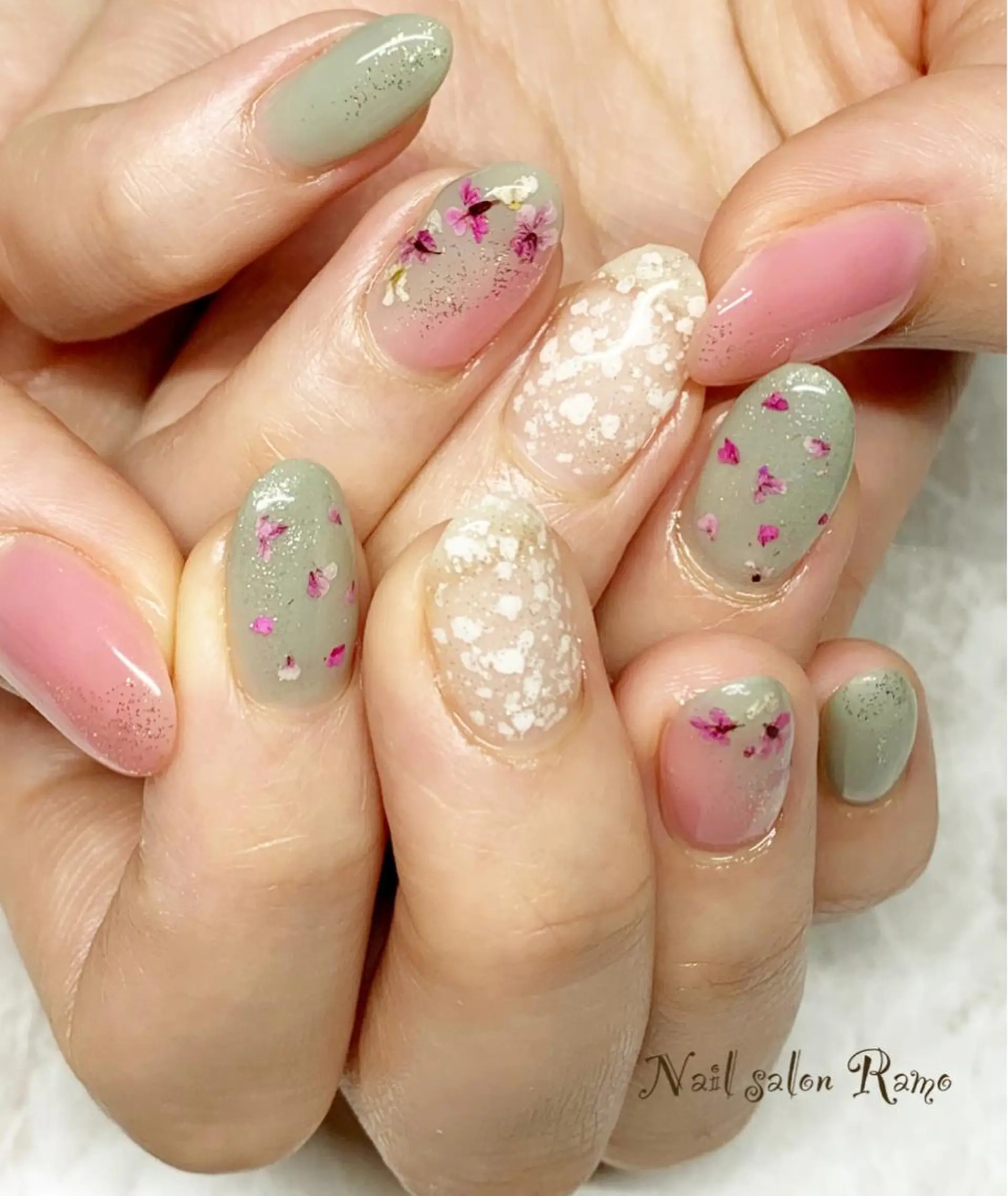 ネイル Nail salon Ramo所属・松田 祥子のネイルデザイン