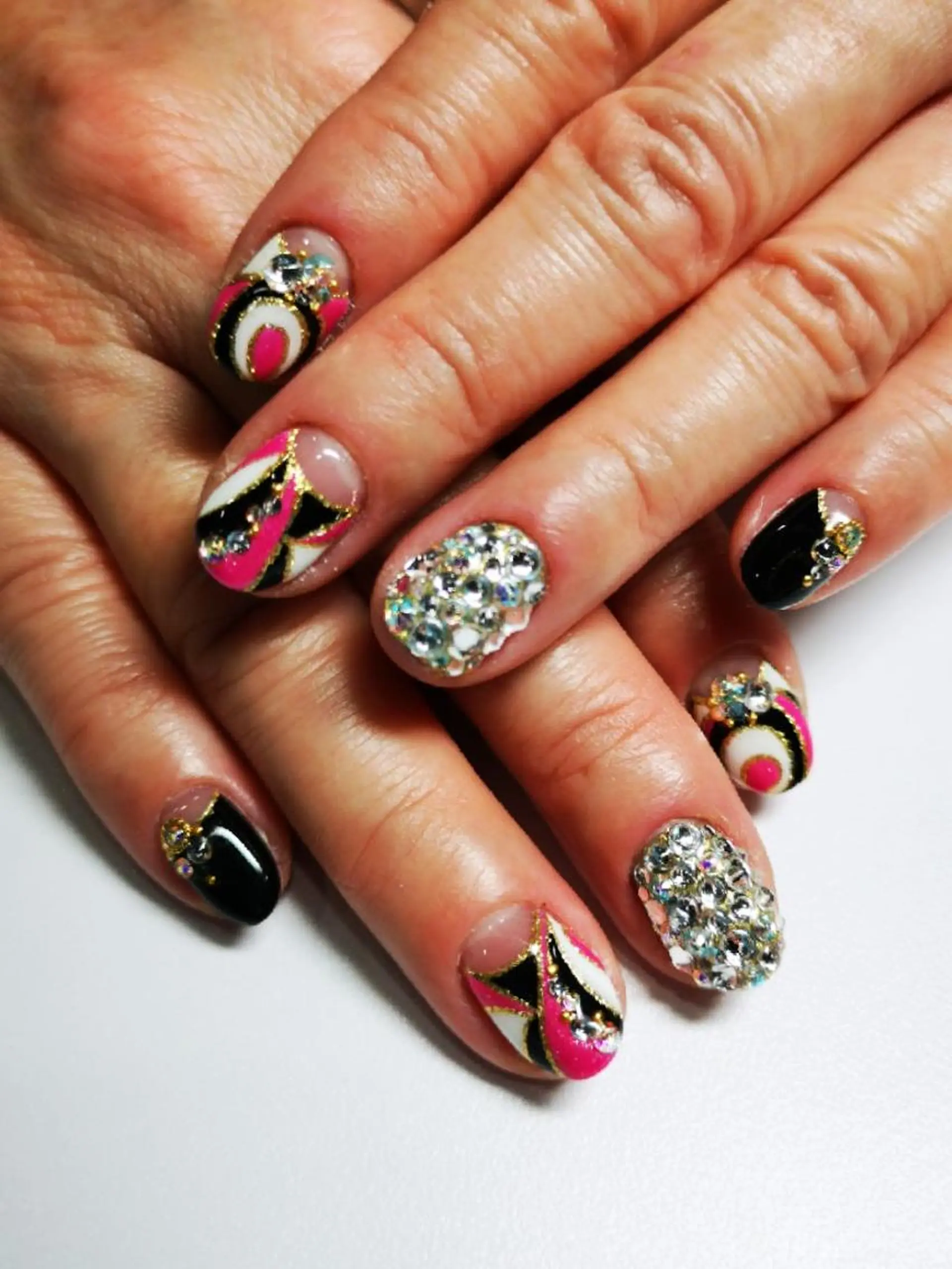 ネイル 石渡 美弥のネイルデザイン