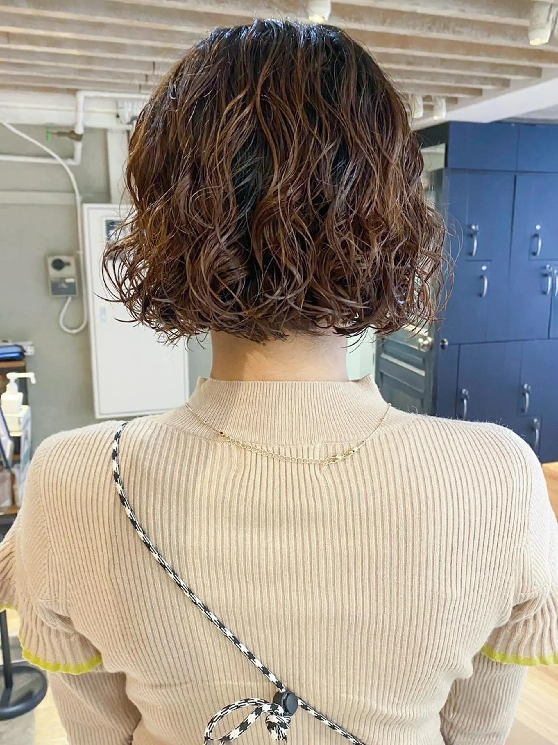 ミディアム カラー パーマ ヘアアレンジ ミディアムパーマ ボブ カット ヘアカラー トリートメント ITby ALBUM 北千住店のヘアスタイル