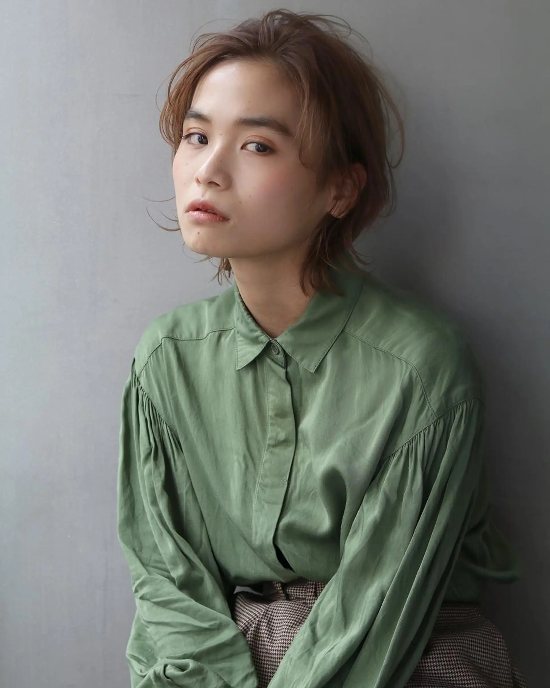 ショート カラー ウルフカット SALOWIN梅田茶屋町店所属・ウルフレイヤーカット /チヒロのヘアスタイル