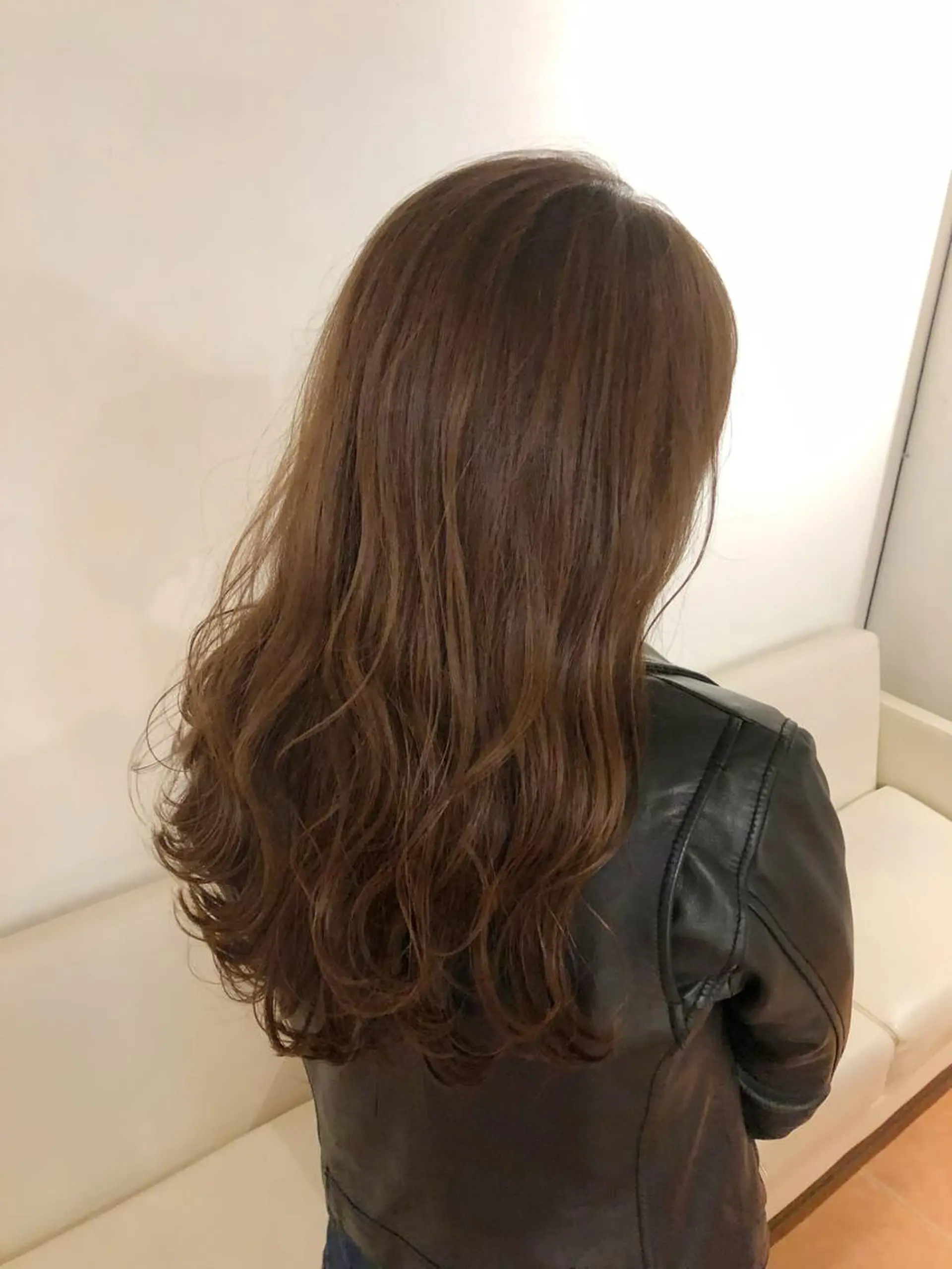 ロング カラー ヘアカラー トリートメント 石井 佑樹のヘアスタイル