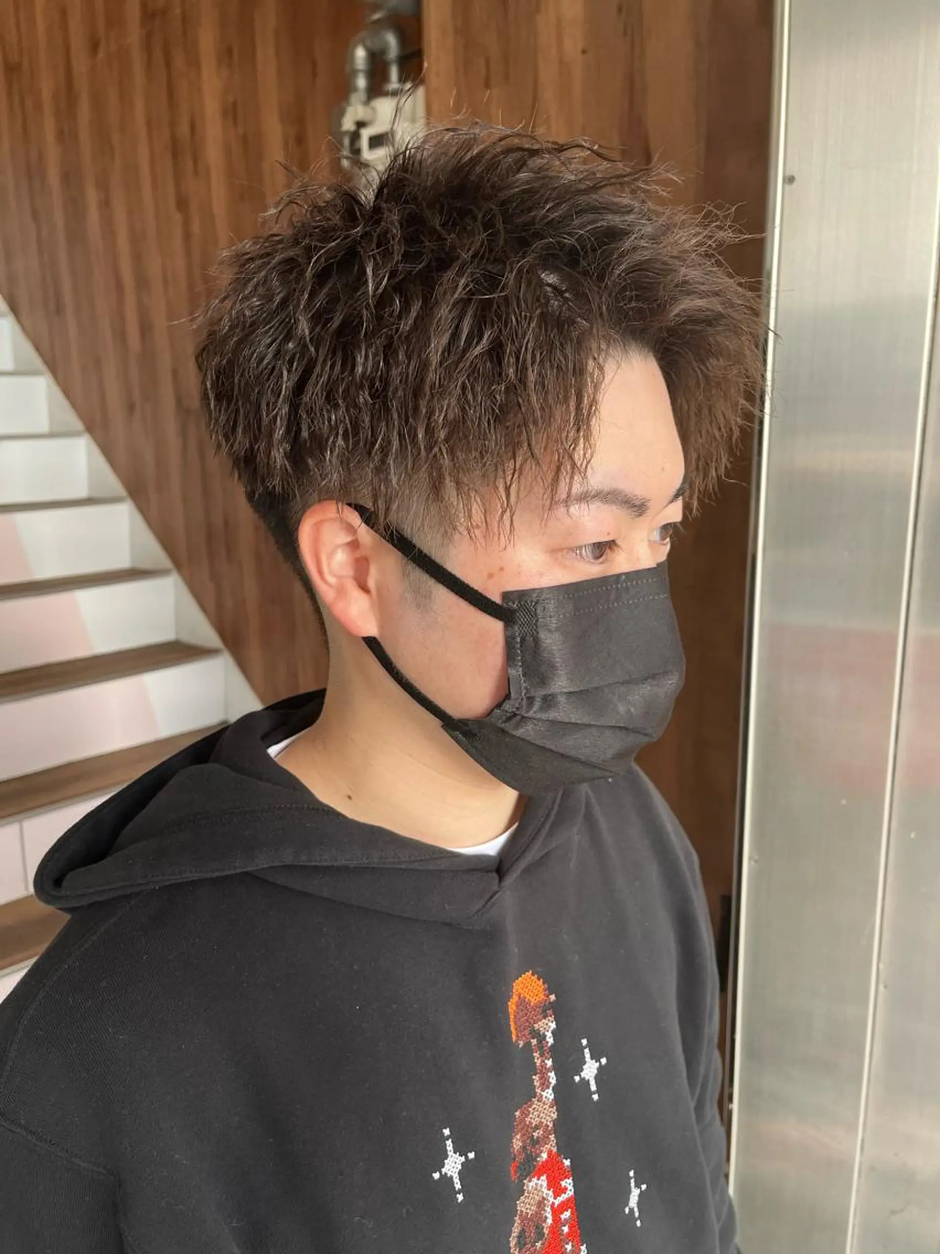 ショート パーマ メンズ アップバング センターパート フェードカット メンズハイライト メンズ韓国風 カット パーマ AVANCE.難波 店長 松元のヘアスタイル