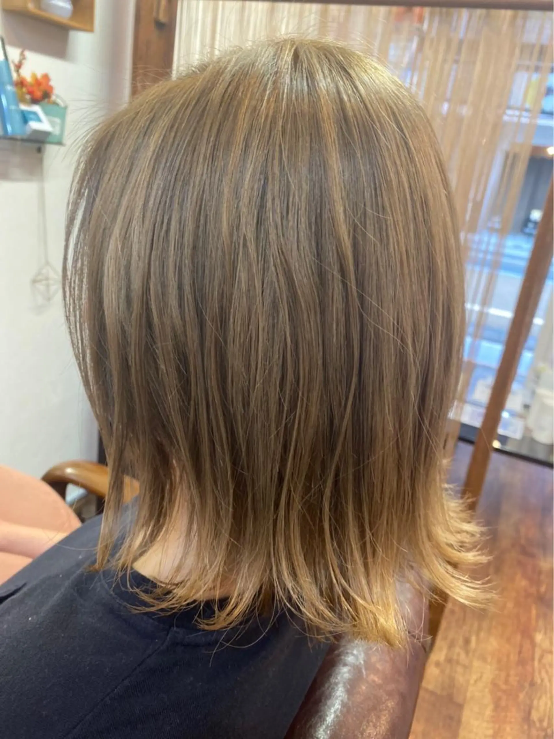 ミディアム 神谷 知紀のヘアスタイル