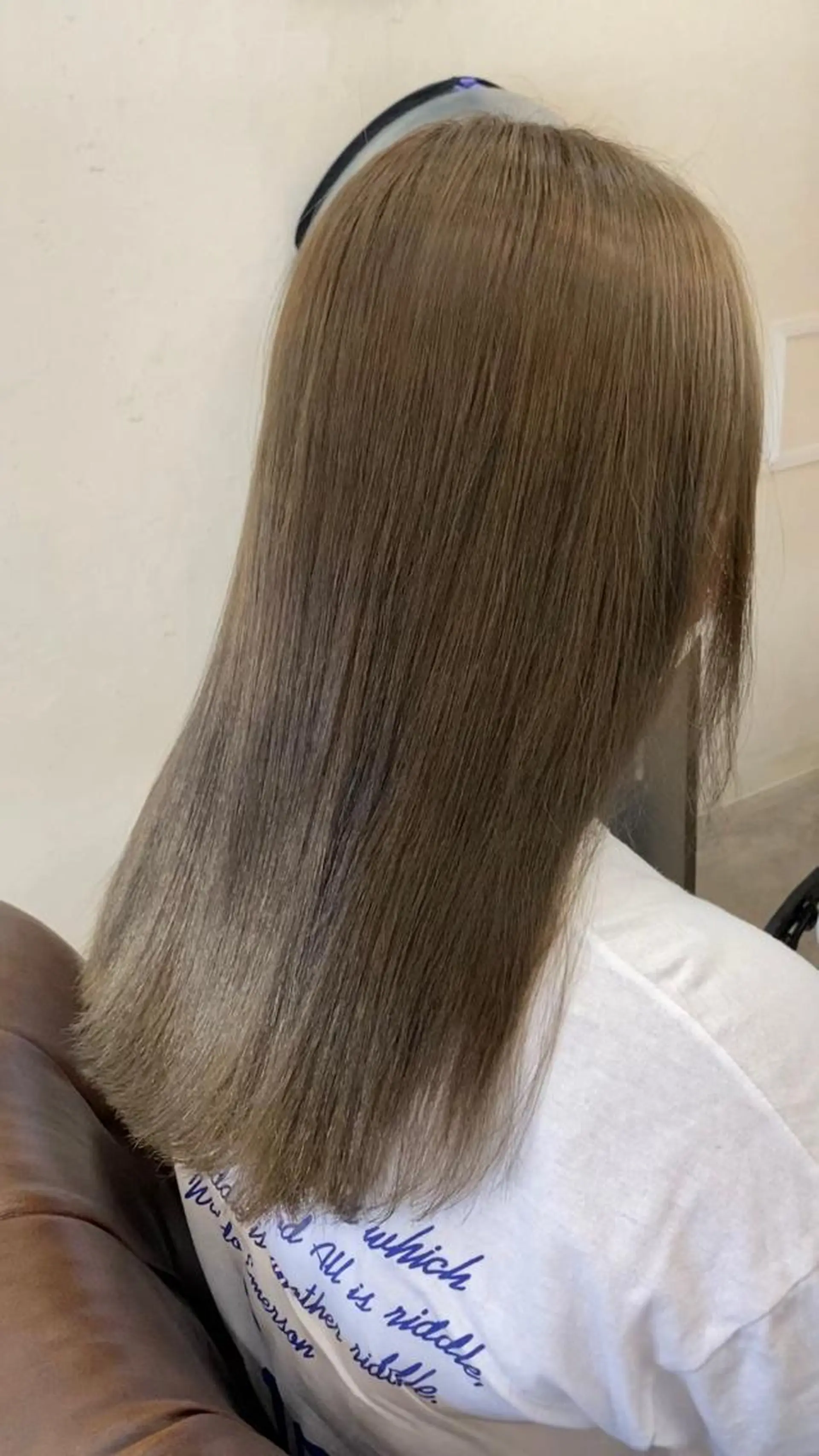 ロング カラー ベージュカラー ブリーチ オリーブベージュ 🟢NEGi🟣 🫧髪質改善のヘアスタイル