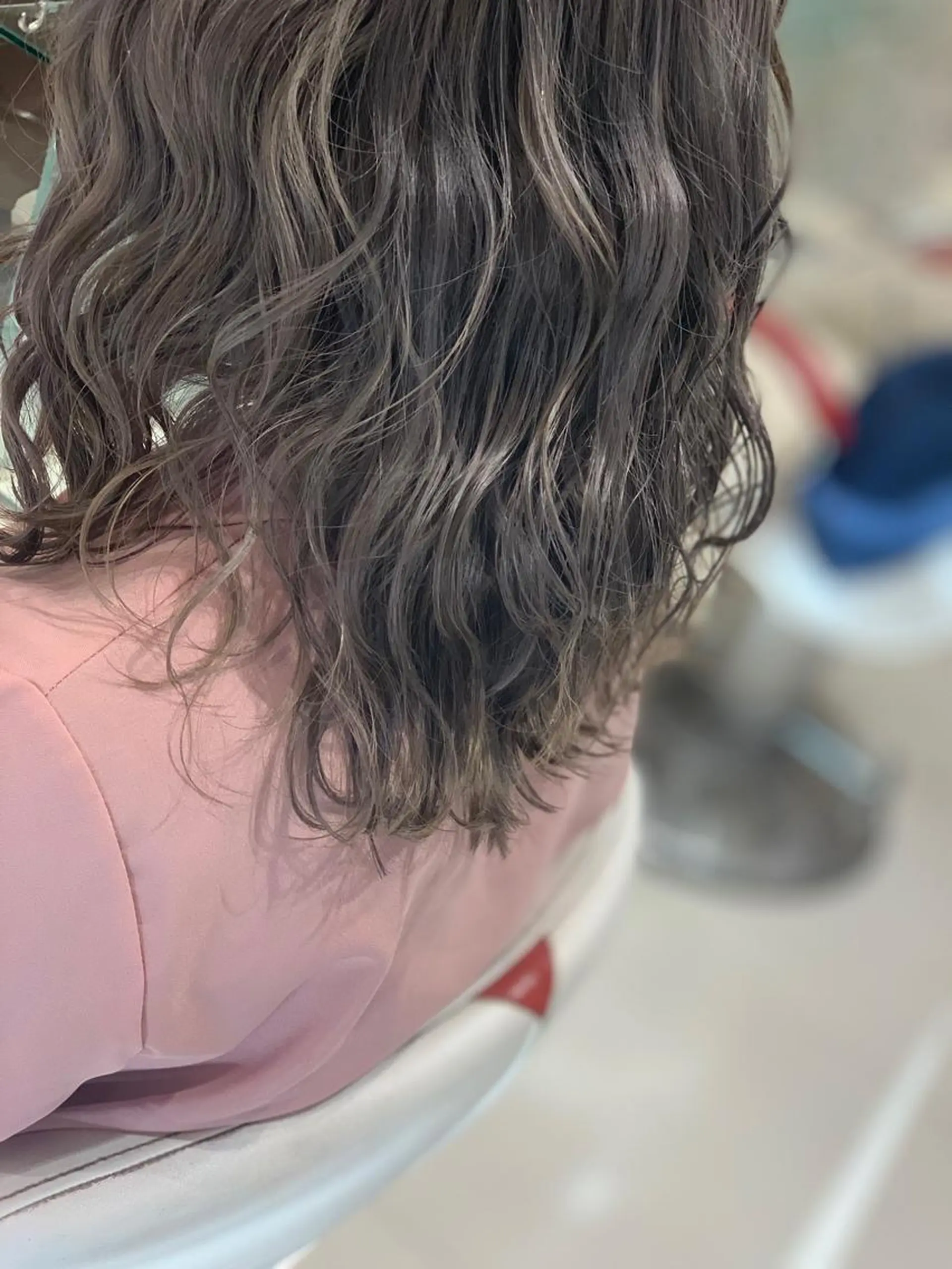 ミディアム カラー グレージュ ヘアカラー トリートメント 中川/縮毛矯正/ 高羽　克明のヘアスタイル