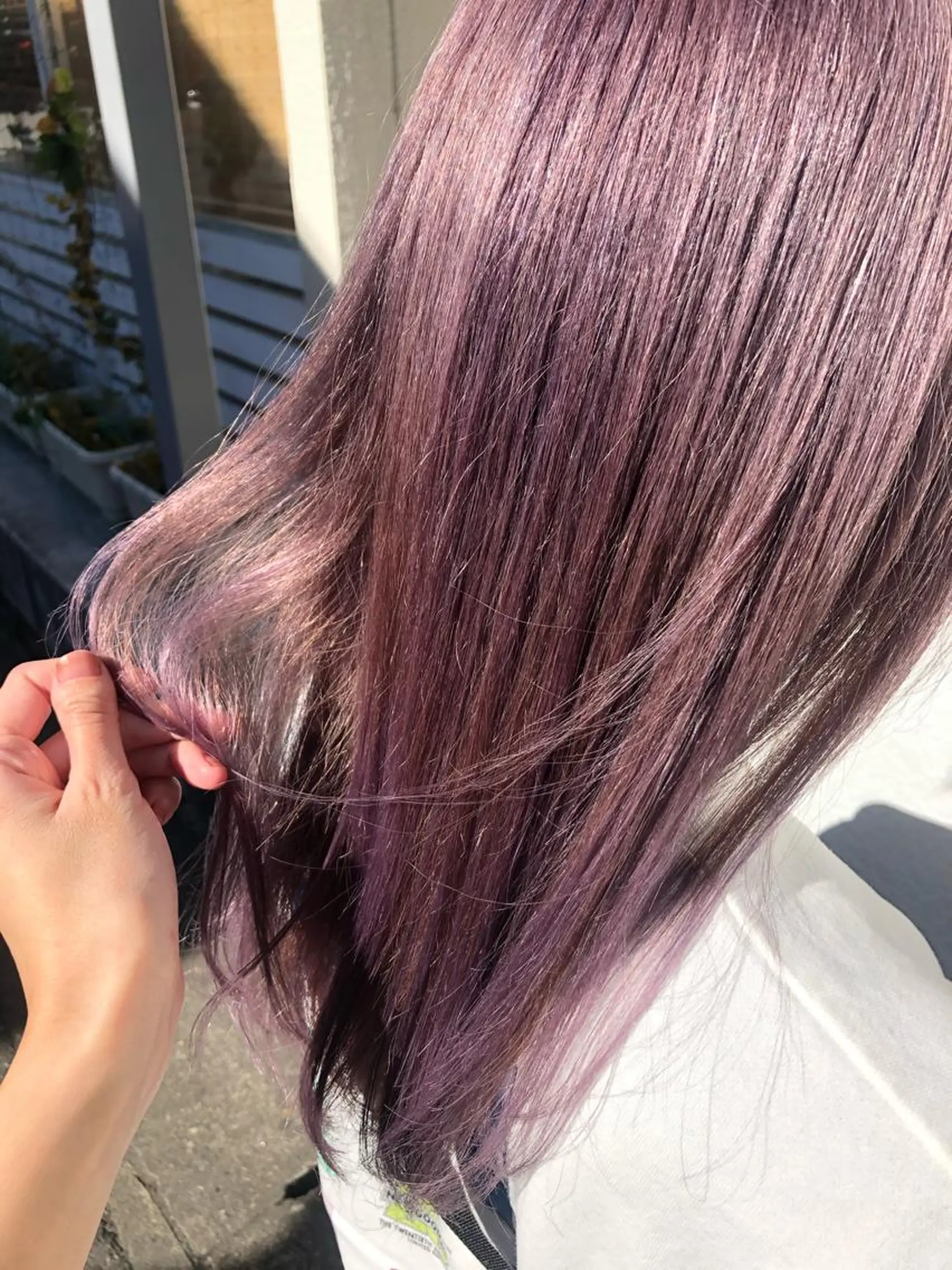 ミディアム カラー ブリーチ ケアブリーチ ダブルカラー ラベンダーカラー ピンクカラー インナーカラー/推し ウルフ/アニメカラーのヘアスタイル