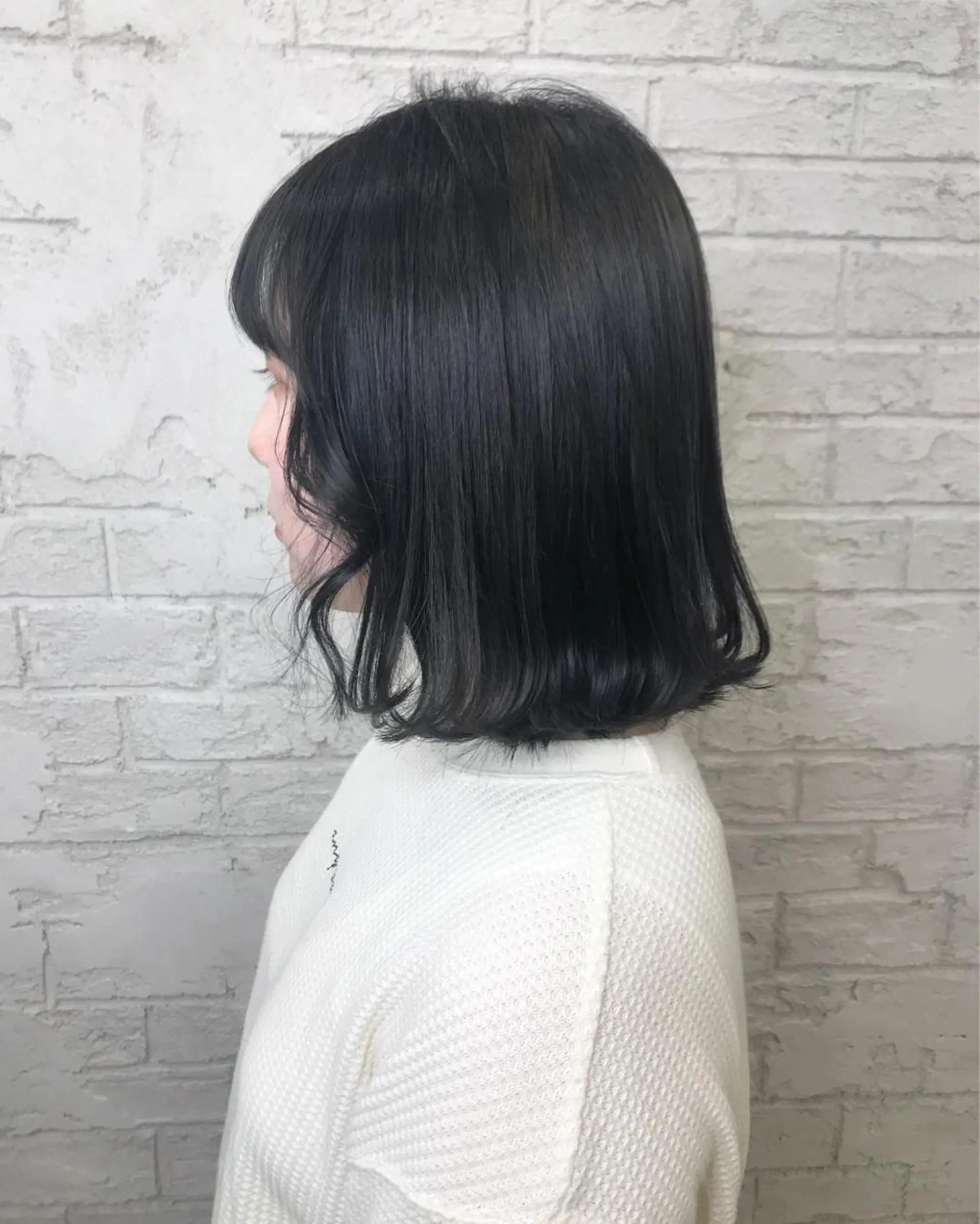 ミディアム カラー 切りっぱなしボブ ボブ タンバルモリ 韓国風ヘア オリーブ/アッシュ やわらか透明感カラーのヘアスタイル