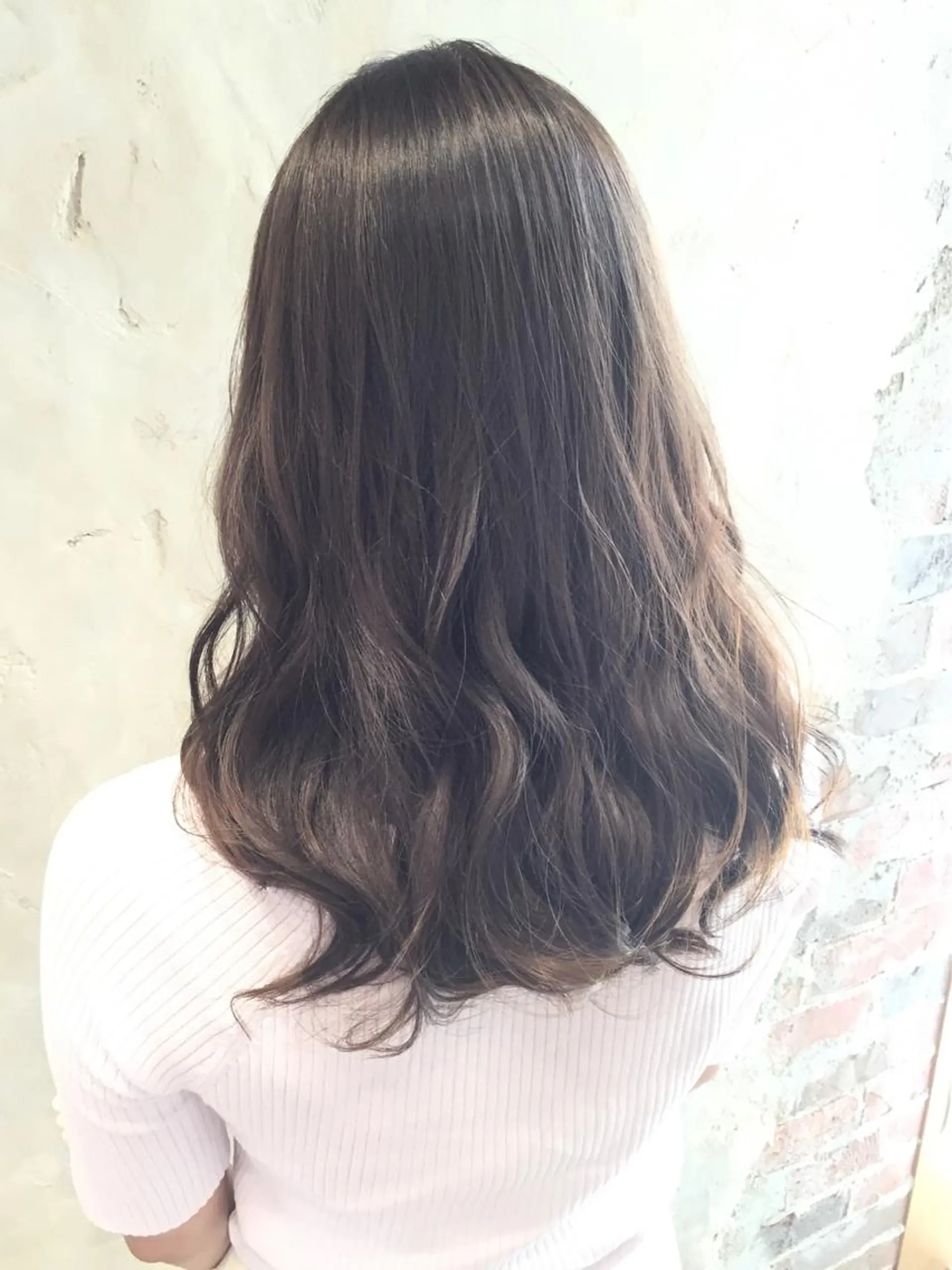 セミロング カラー 必ず似合わせます/ レイヤー/石戸谷海斗のヘアスタイル