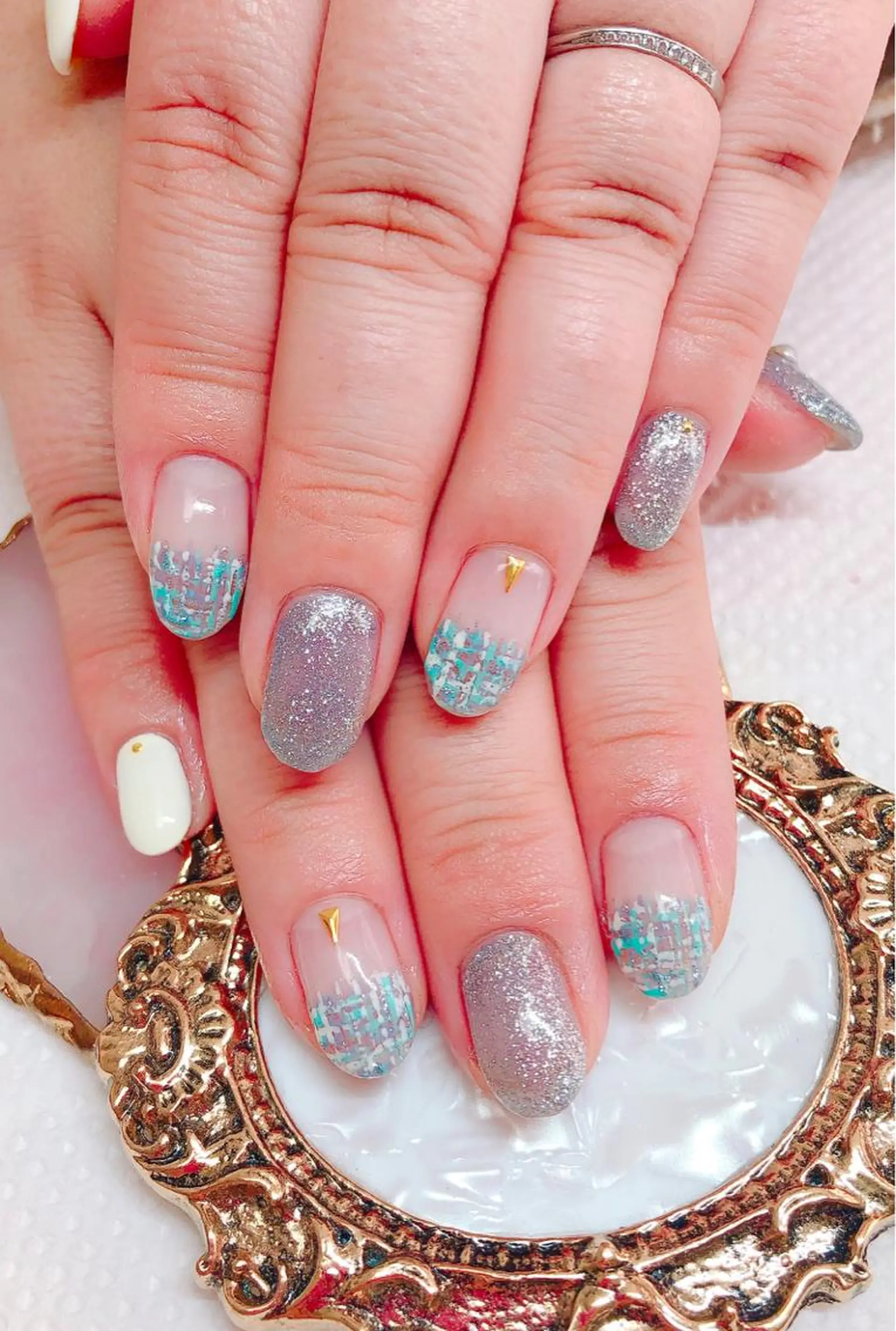 ネイル ハンドネイル CROWN プライベートサロンのネイルデザイン