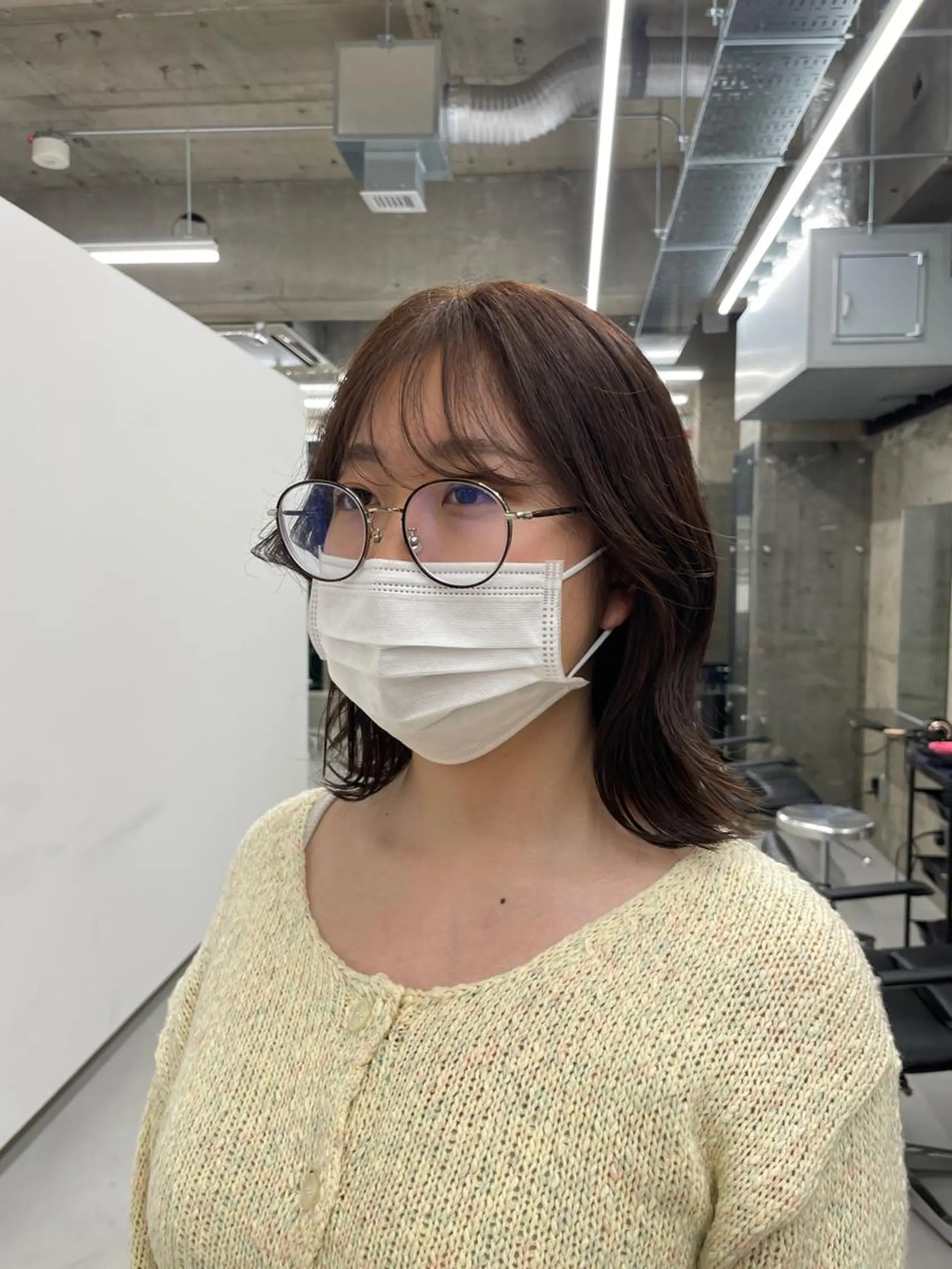 ミディアム アッシュ アッシュブラウン ボブ/ハイトーン YUIのヘアスタイル