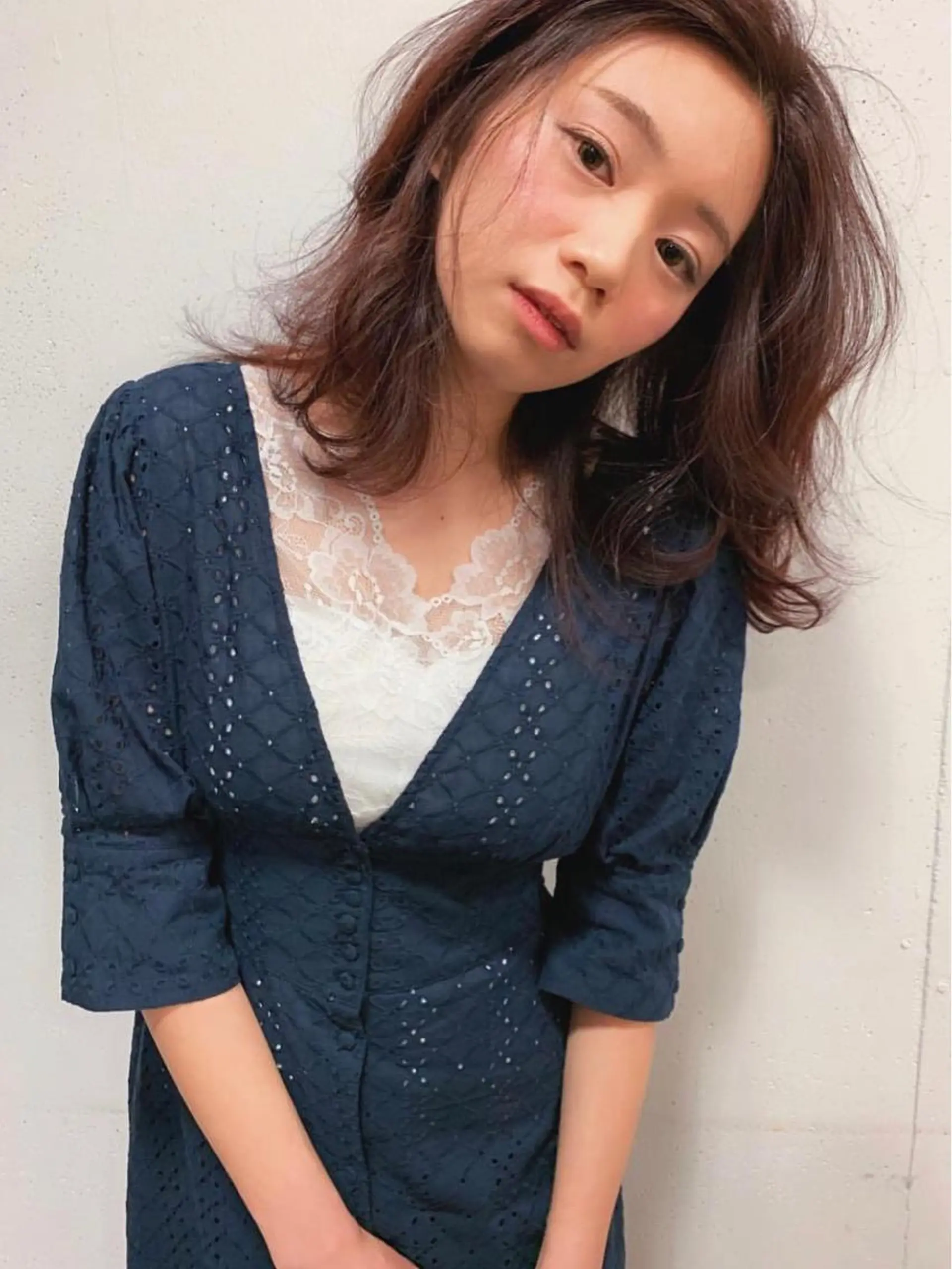 セミロング カラー ヘアアレンジ グレージュ ルビー 古賀 侑磨のヘアスタイル