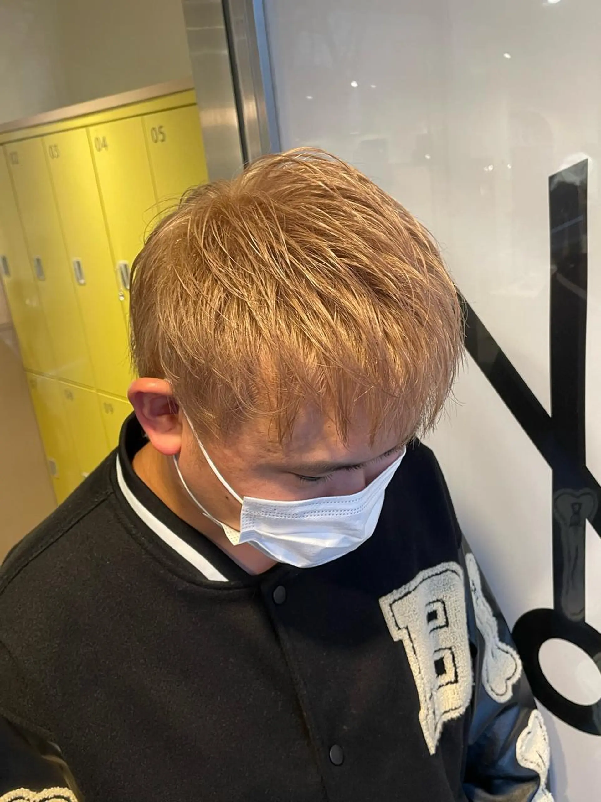 カラー メンズ ベージュカラー Le'a所属・渋谷/フェード/ 國分 翔のヘアスタイル