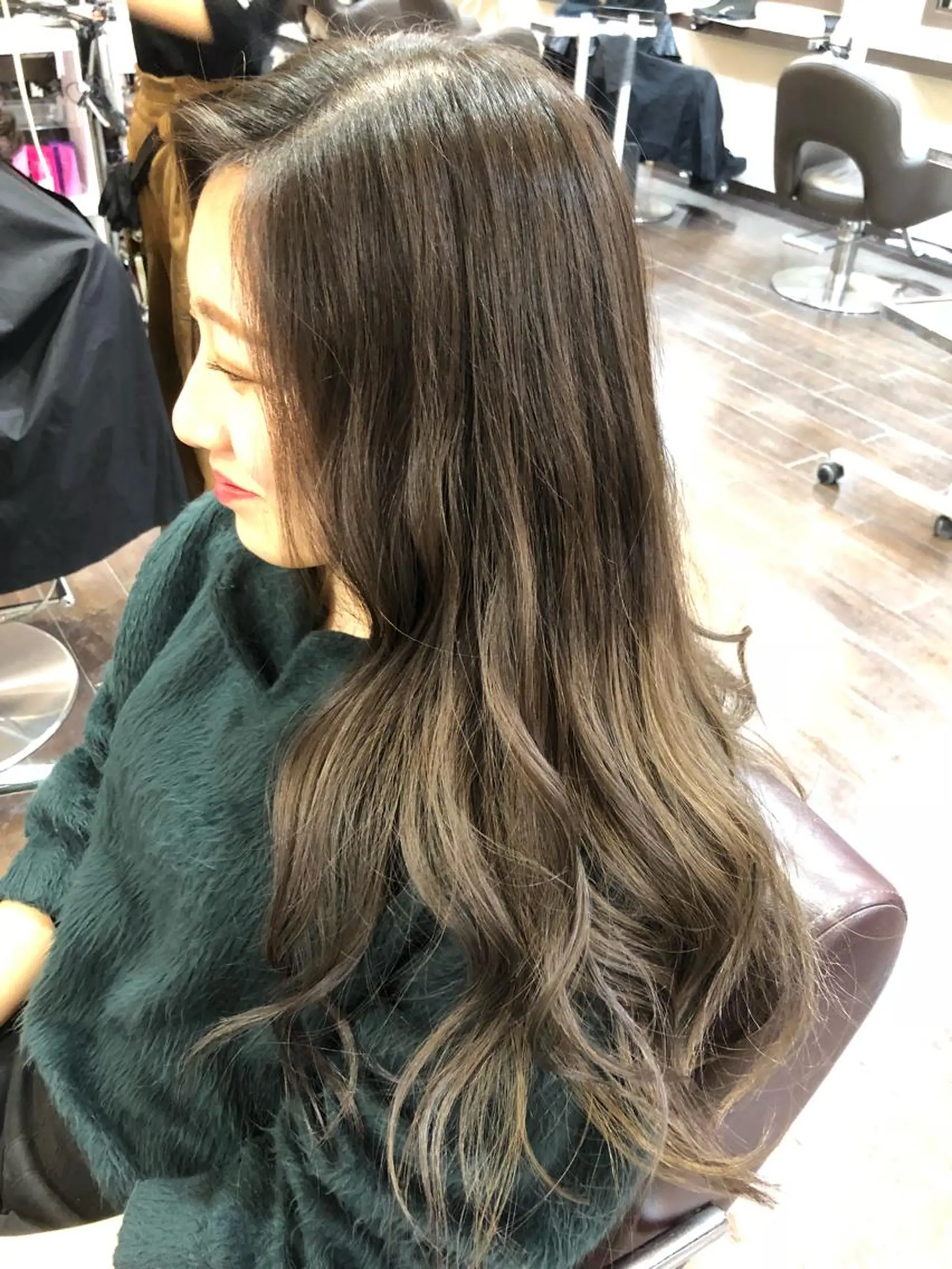 ロング カラー パーマ ヘアアレンジ グラデーションカラー イルミナカラー 外国人風カラー 高橋 隆一のヘアスタイル
