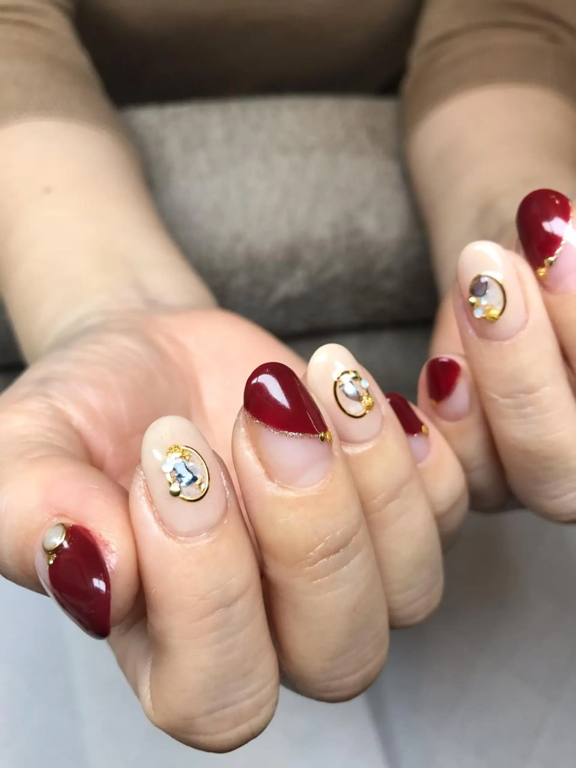ネイル 赤色 nail salon ily 武蔵新城のネイルデザイン