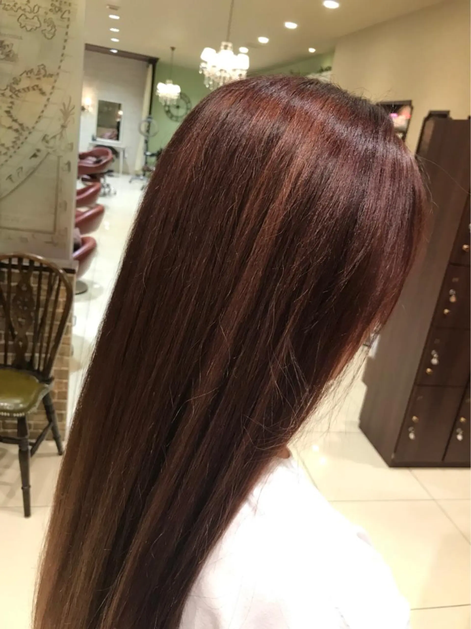 カラー ハイライトカラー レッドカラー カワサキ ヒナコのヘアスタイル