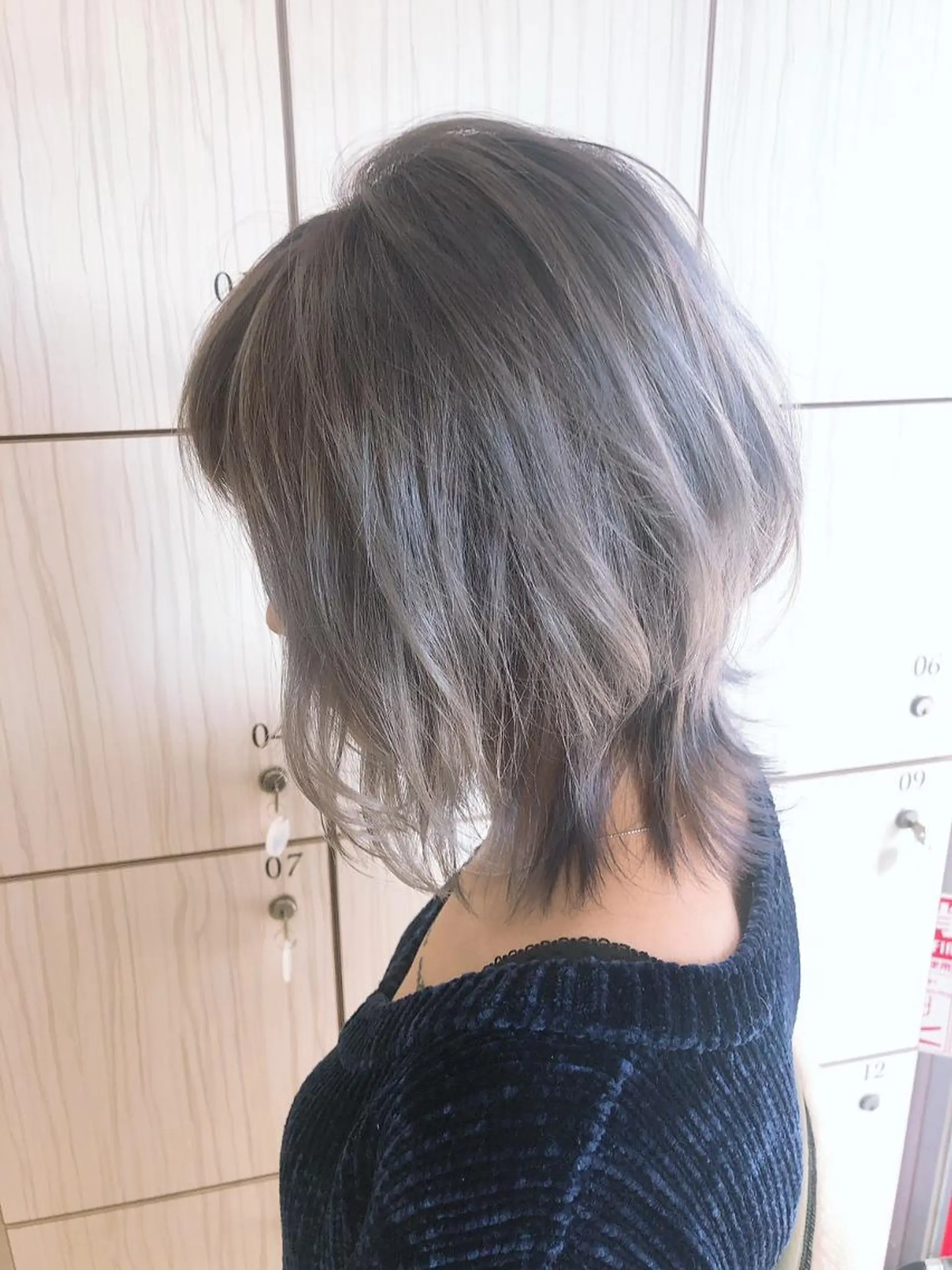 カラー ミディアム グレージュ カラーサロン ビスカリアのヘアスタイル