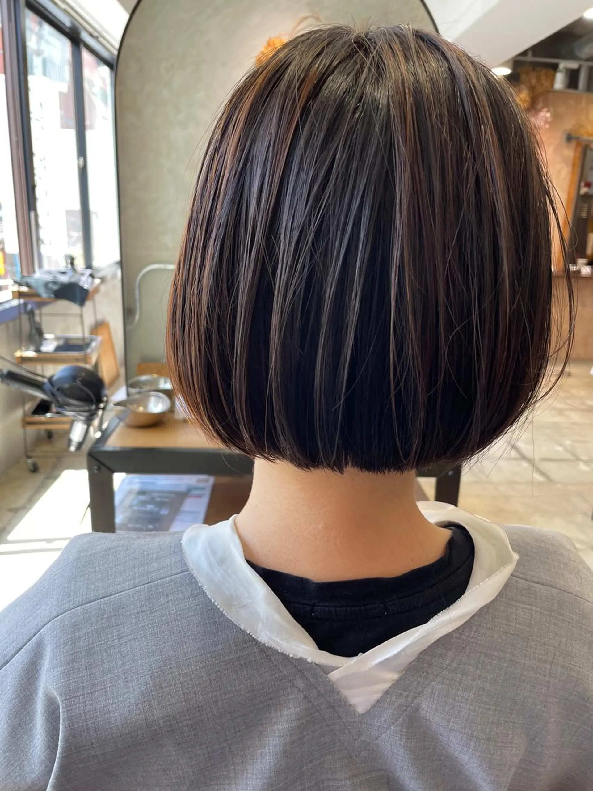 ショート カット さの あやねのヘアスタイル