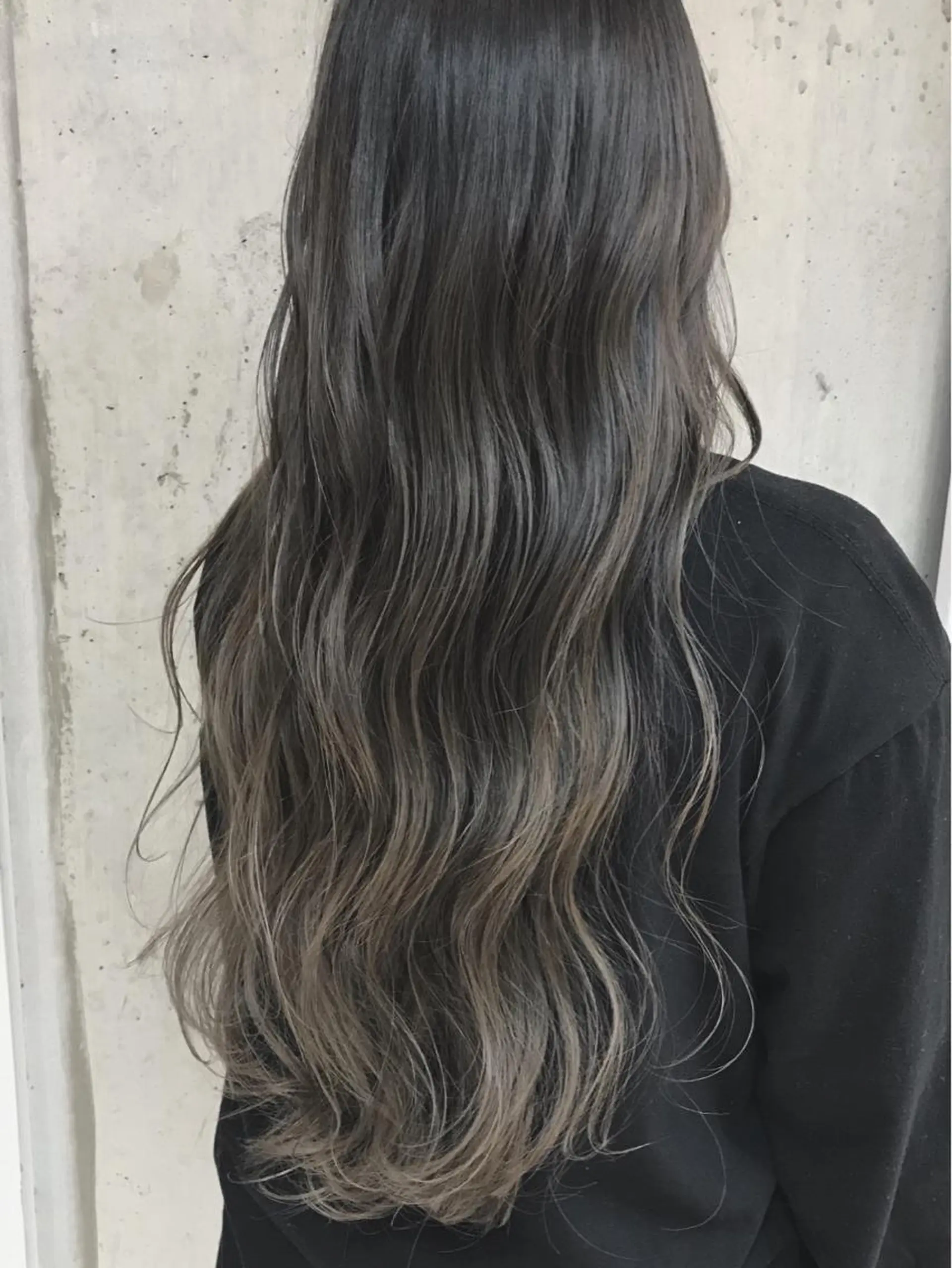 ロング カラー ナツメダ ダイキのヘアスタイル