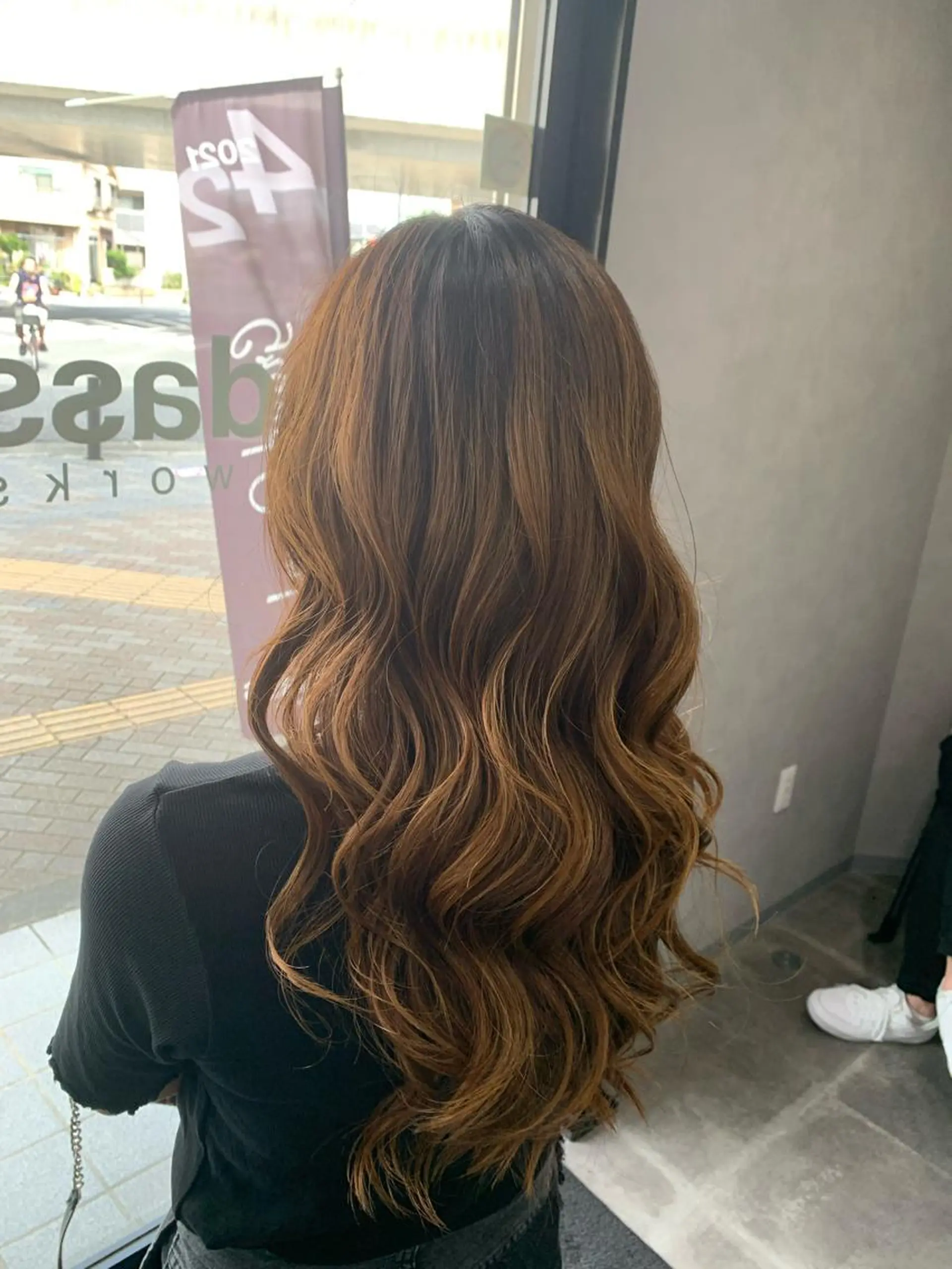 ロング カラー ハイライトカラー ハイライト カット ヘアカラー トリートメント hairworksbadass所属・菊地 旬のヘアスタイル