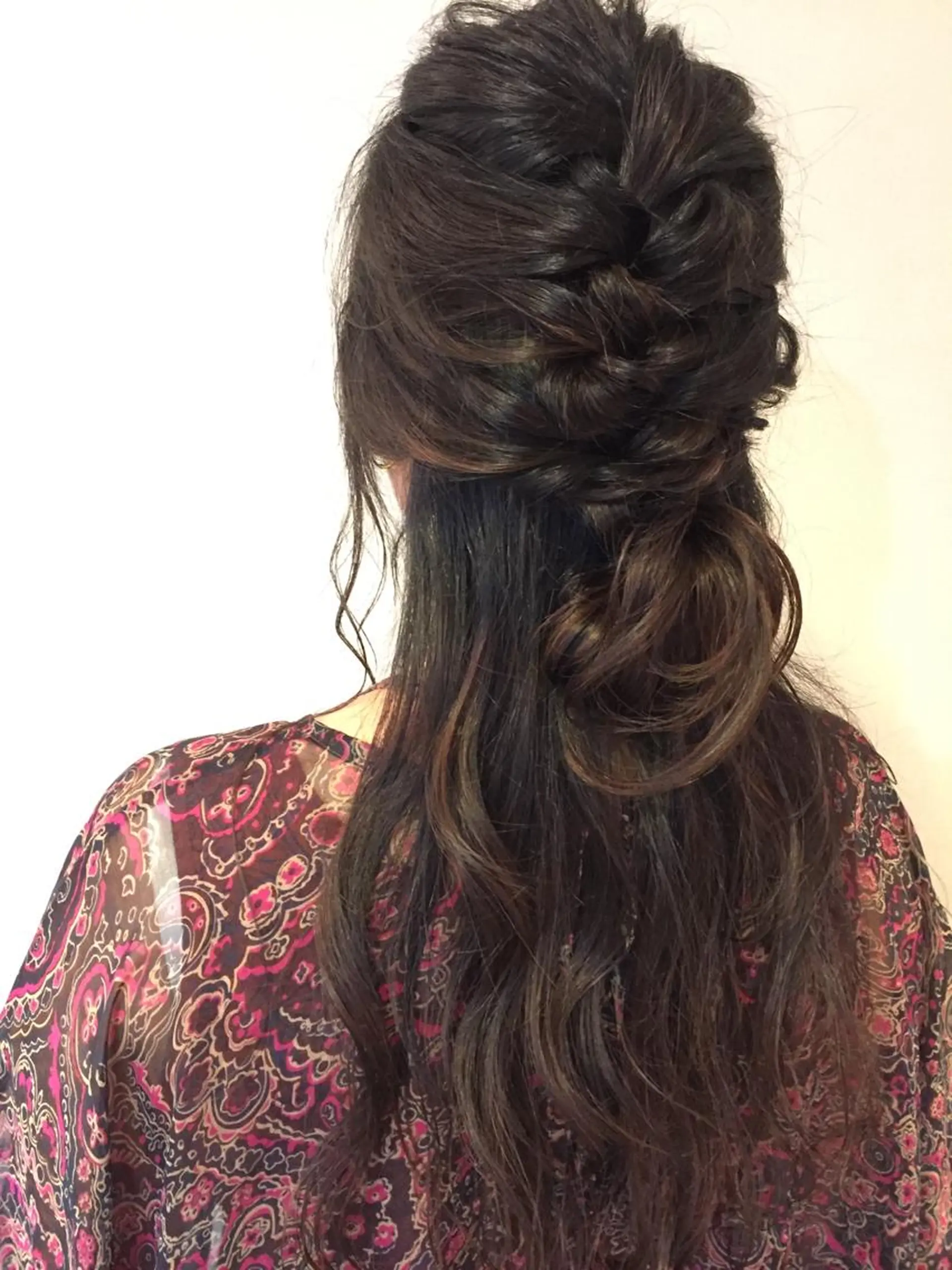 ロング カラー パーマ ヘアアレンジ ハーフアップ デジタルパーマ 平川 友希子のヘアスタイル