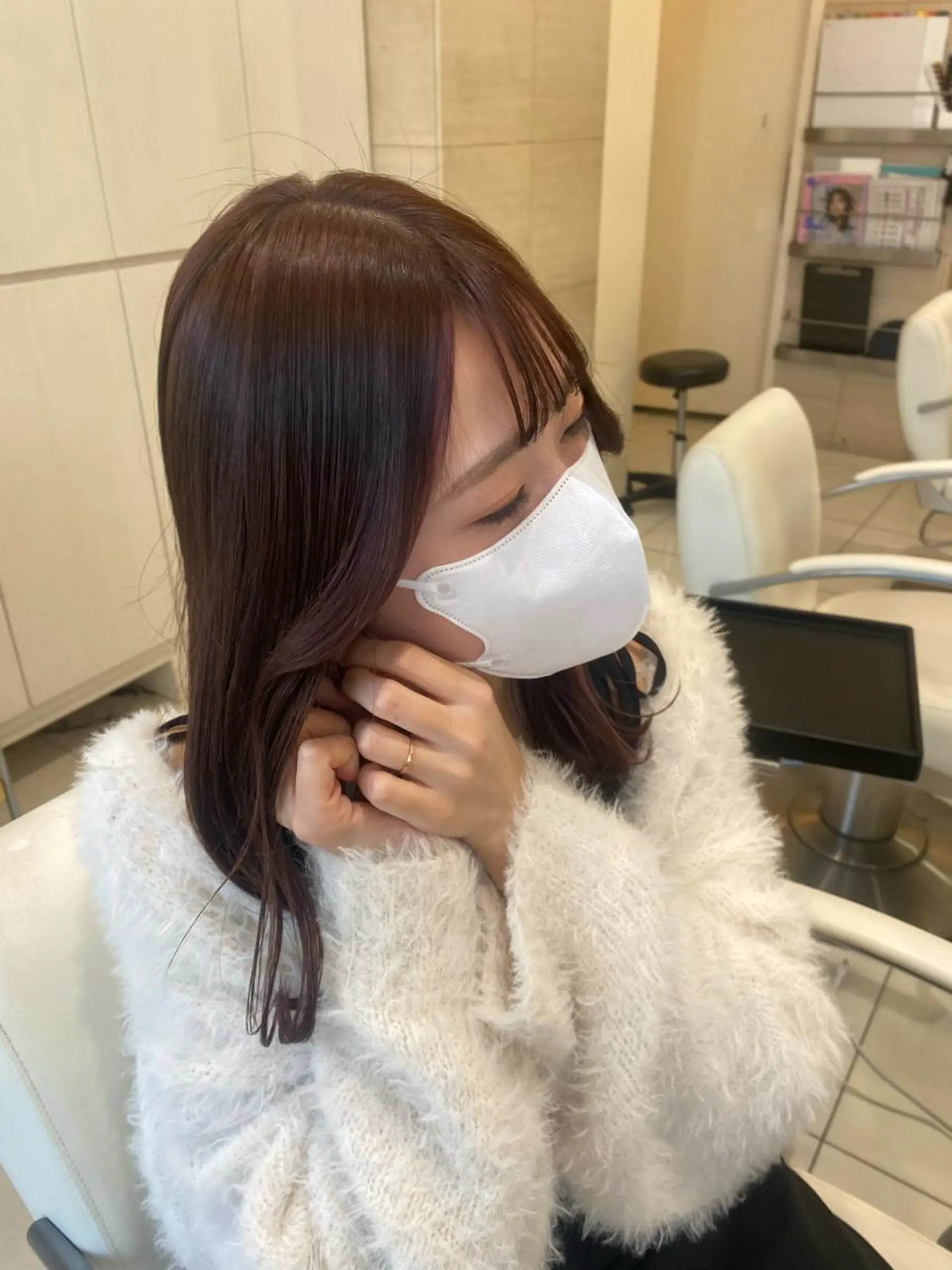 セミロング カラー mako︴ Euphoriaのヘアスタイル