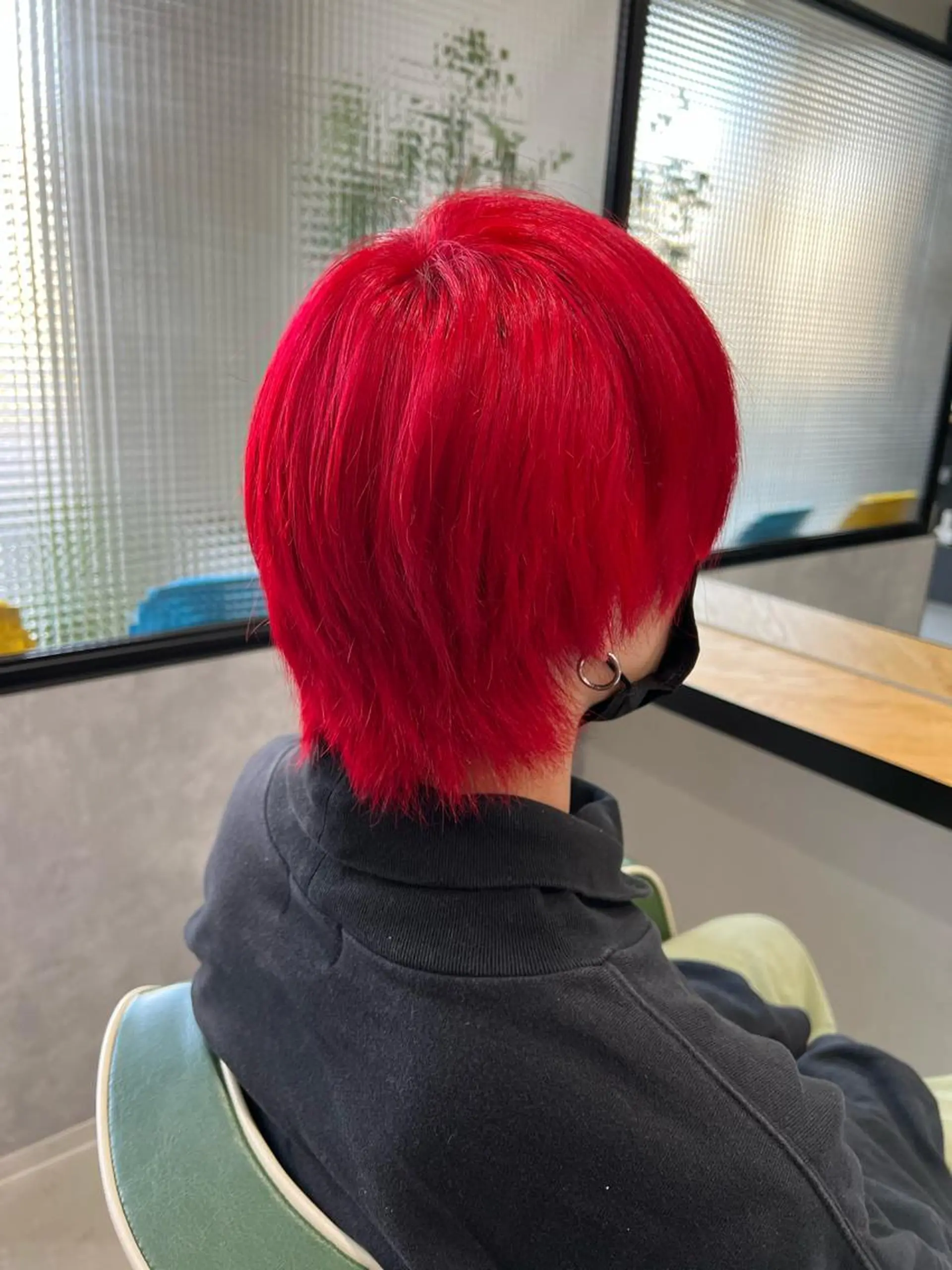 ショート カラー ブリーチ ダブルカラー レッドカラー reto所属・宮地 崇文のヘアスタイル