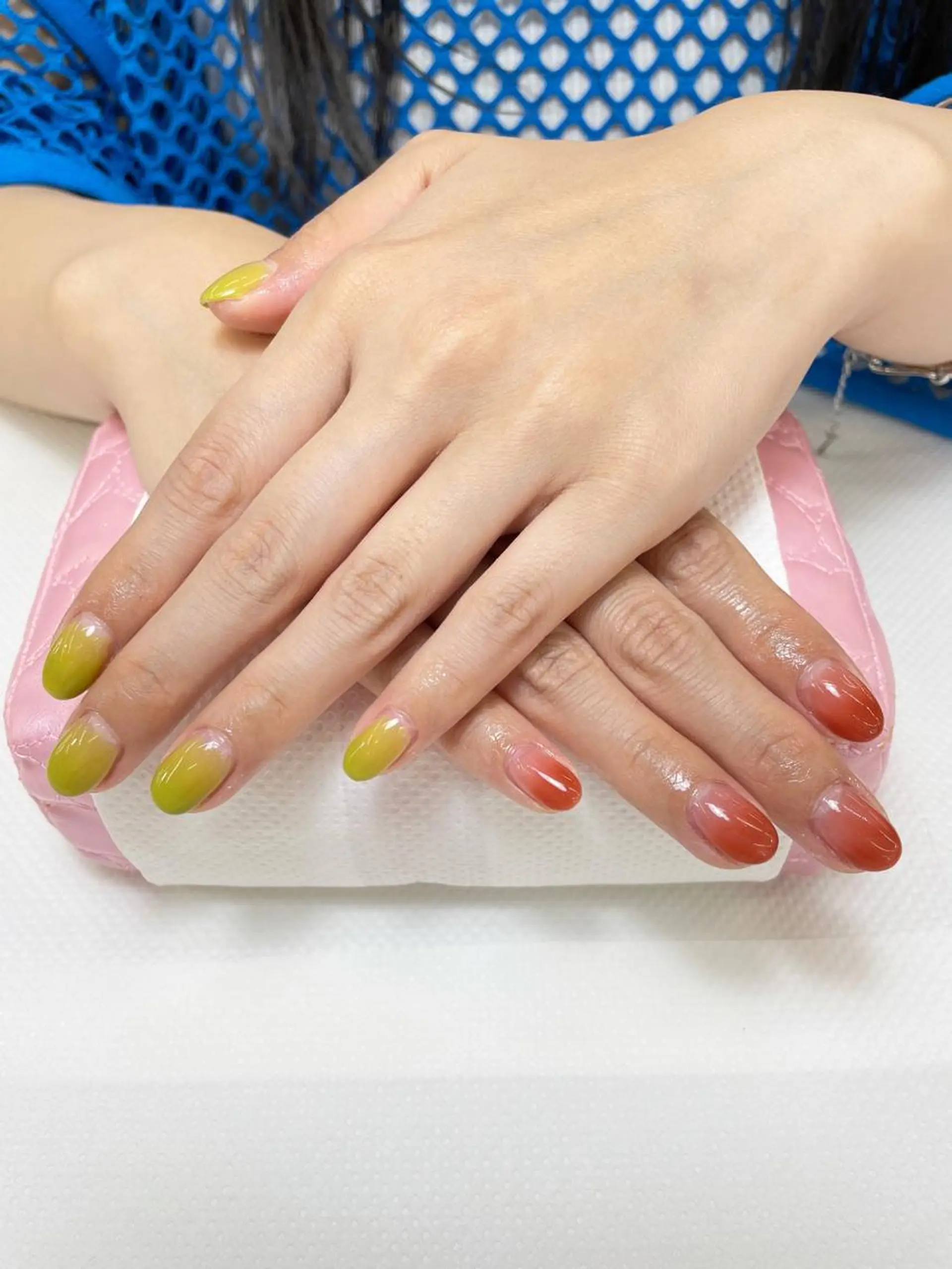 ネイル ジェルネイル グラデーション ワンカラーネイル ᴷᴬᵀᴬᴳᴵᴿᴵ🧸 【MAXKELLY】のネイルデザイン