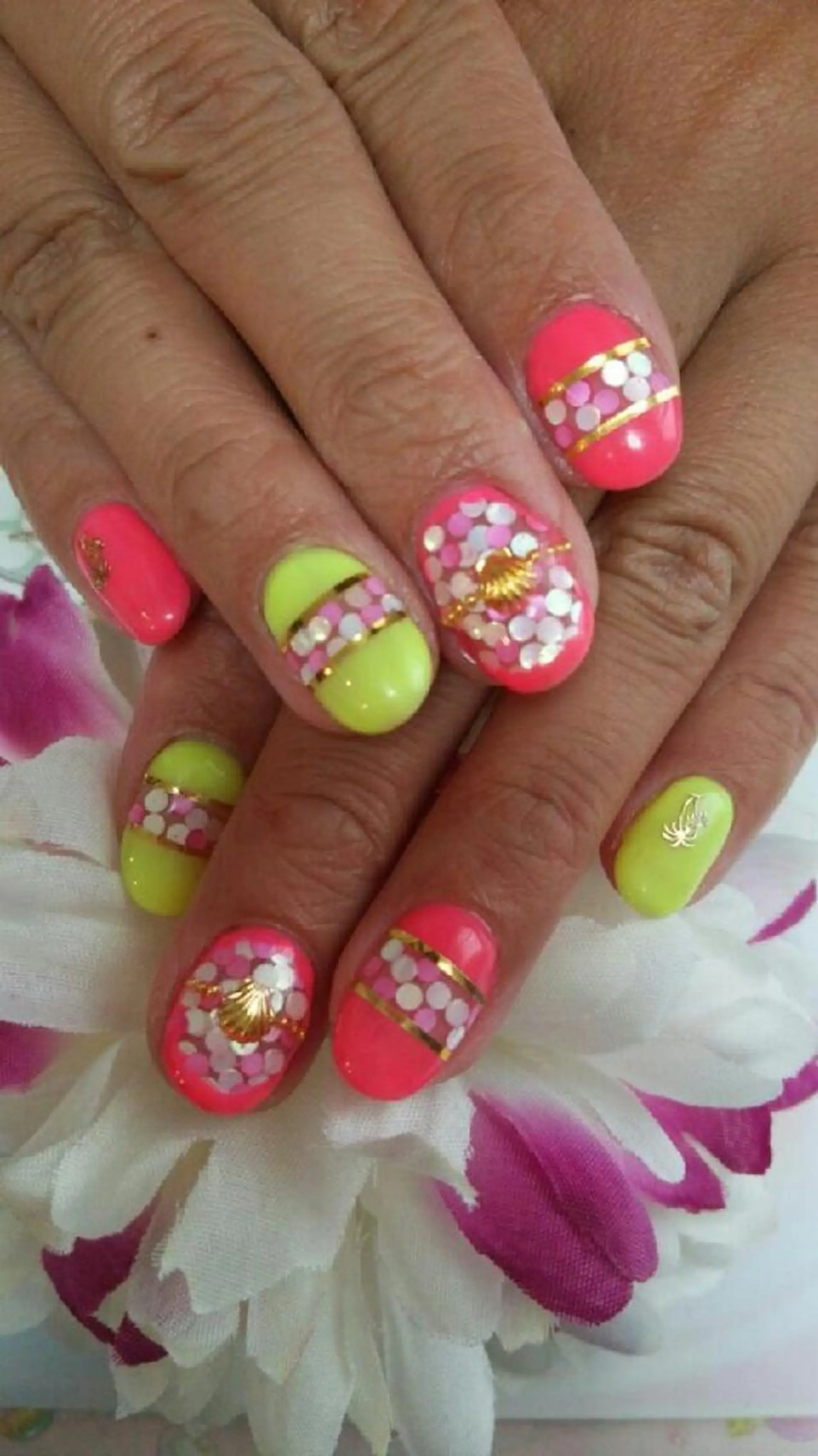 ネイル 夏ネイル ハンドネイル 田代 夏子のネイルデザイン