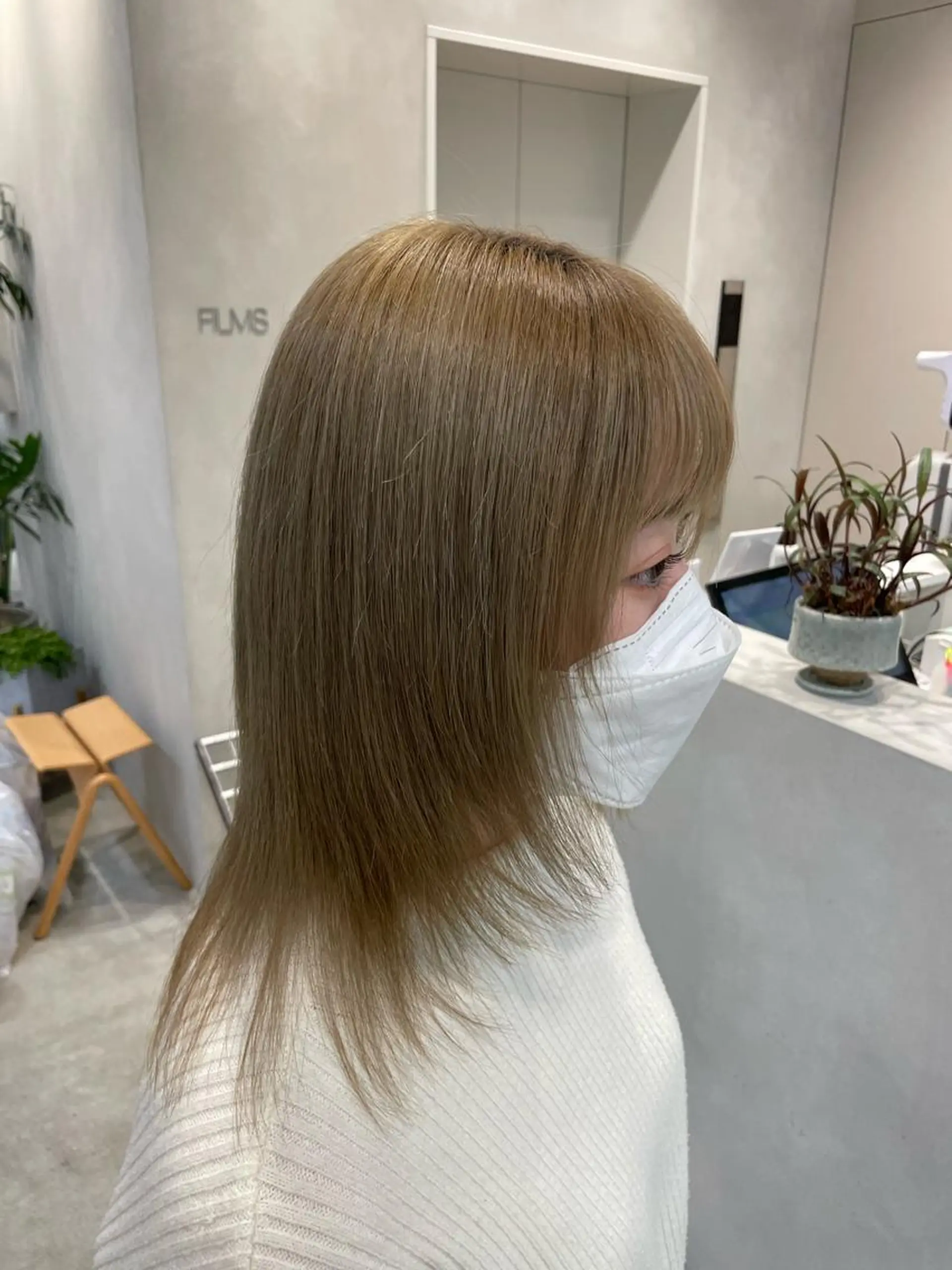 ミディアム FILMS 綾菜のヘアスタイル