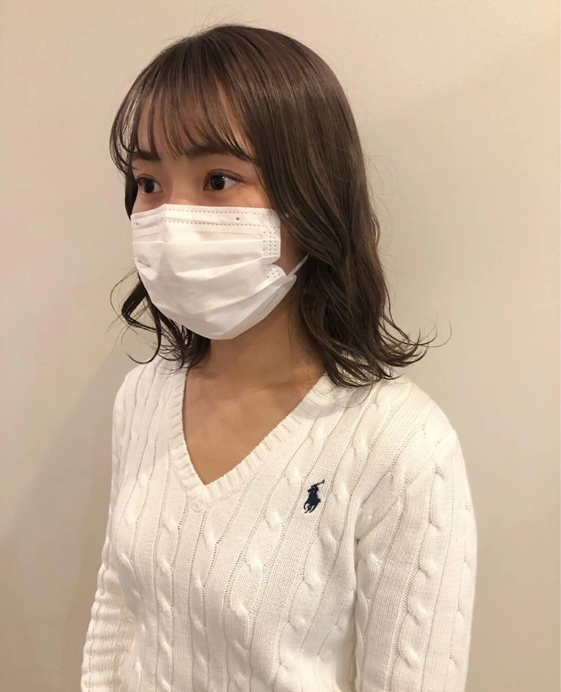 ミディアム カラー ハイトーンカラー ヘアカラー トリートメント レイヤー/お顔まわり 暖色カラー🍑Amiのヘアスタイル