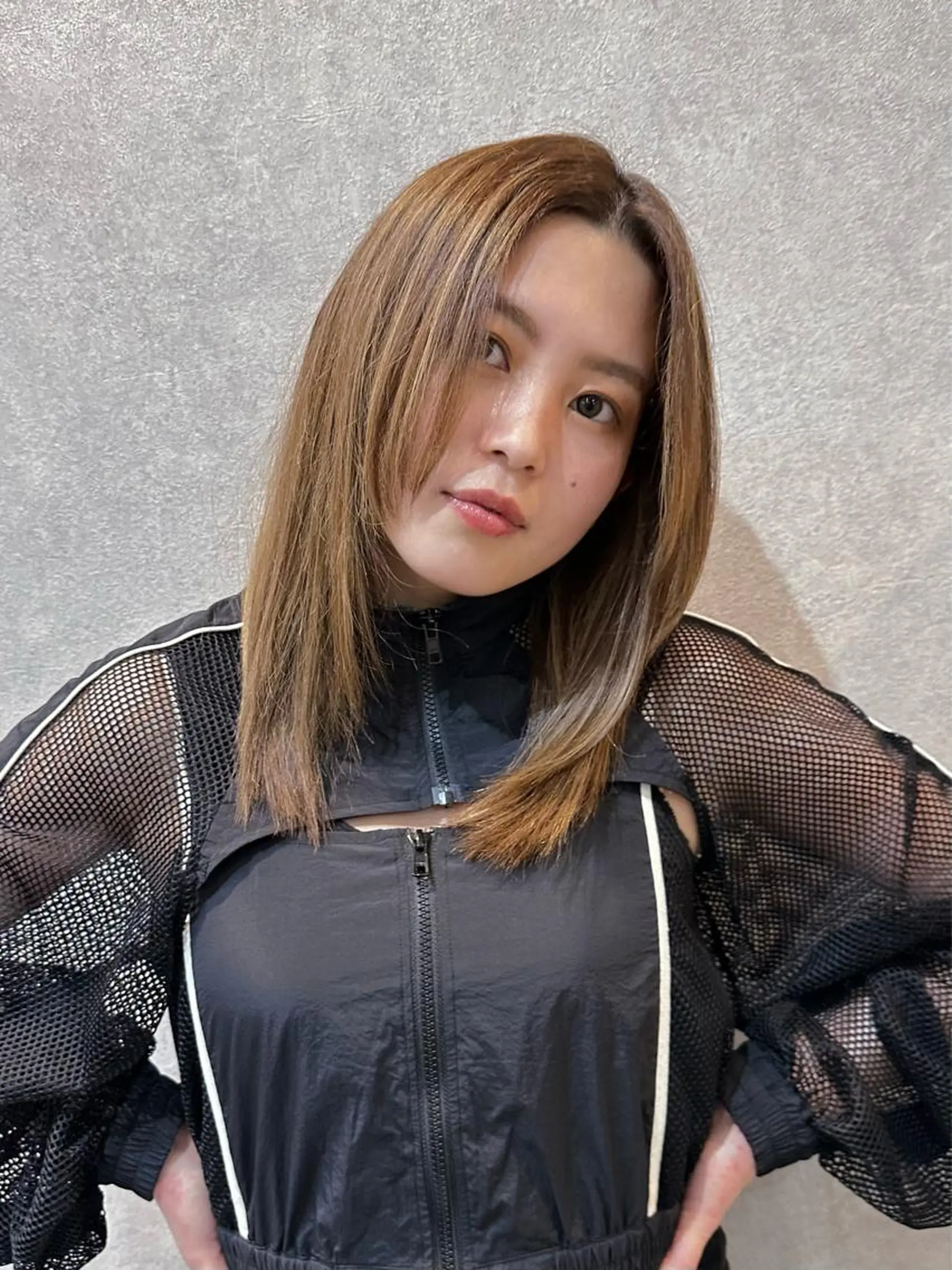 ロング カラー ヘアアレンジ ハイレイヤー レイヤーカット ヘアカラー REONA🪽✨ 日常に馴染む髪🫧のヘアスタイル