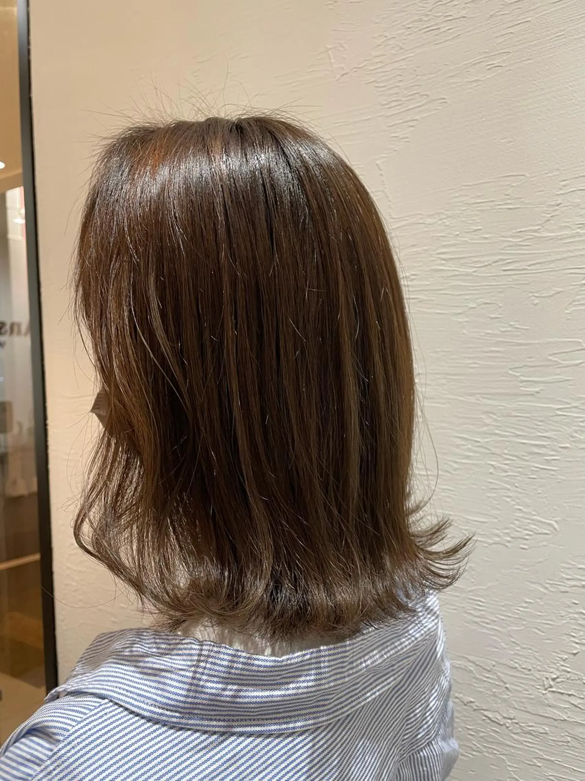 ミディアム 守川 七海のヘアスタイル