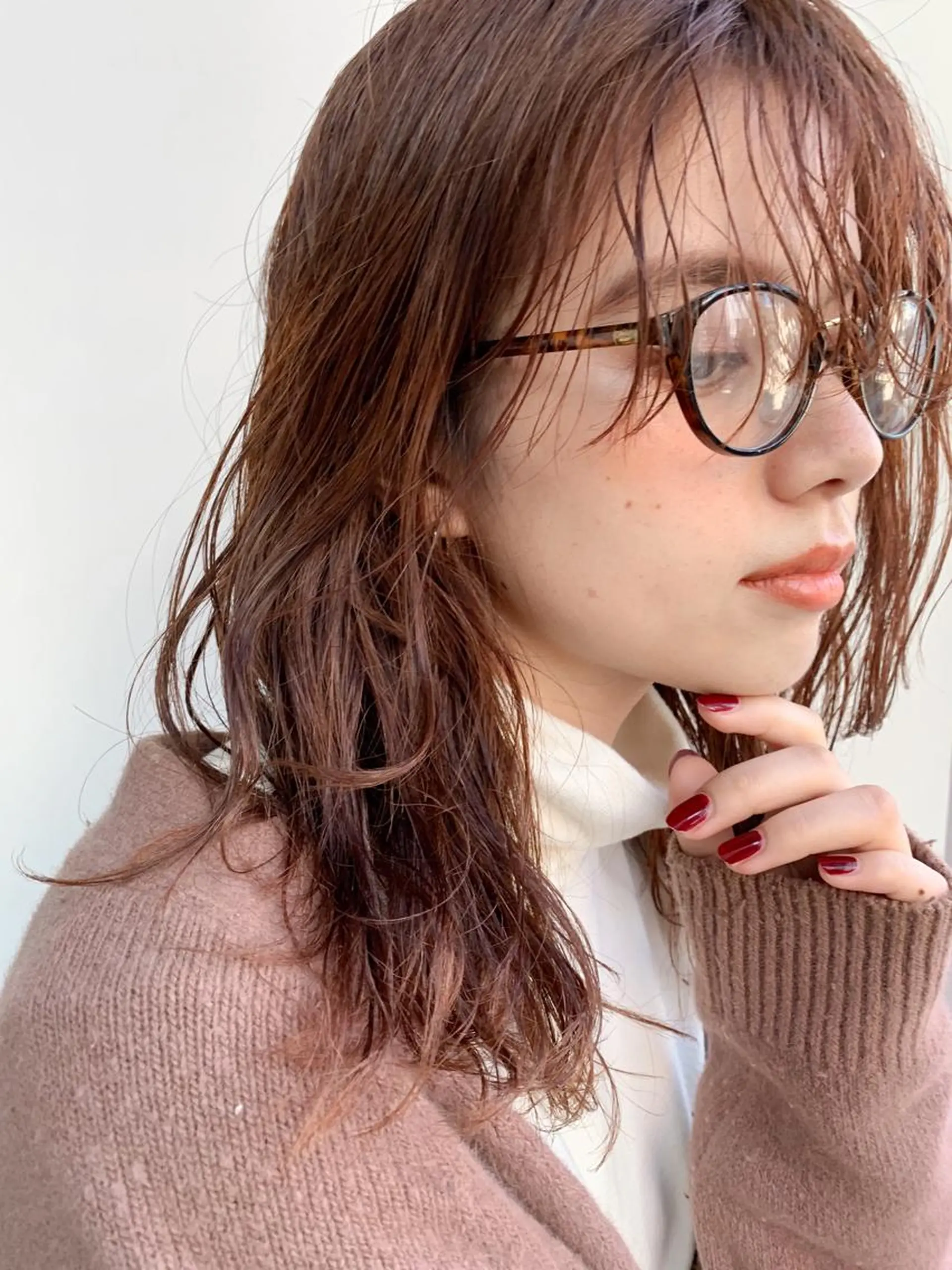 ミディアム カラー パーマ ミディアムパーマ ブラウンカラー オレンジ オレンジブラウン ニュアンスパーマ 顔周りカット/アレン ジ/カラー小野寺紗良のヘアスタイル