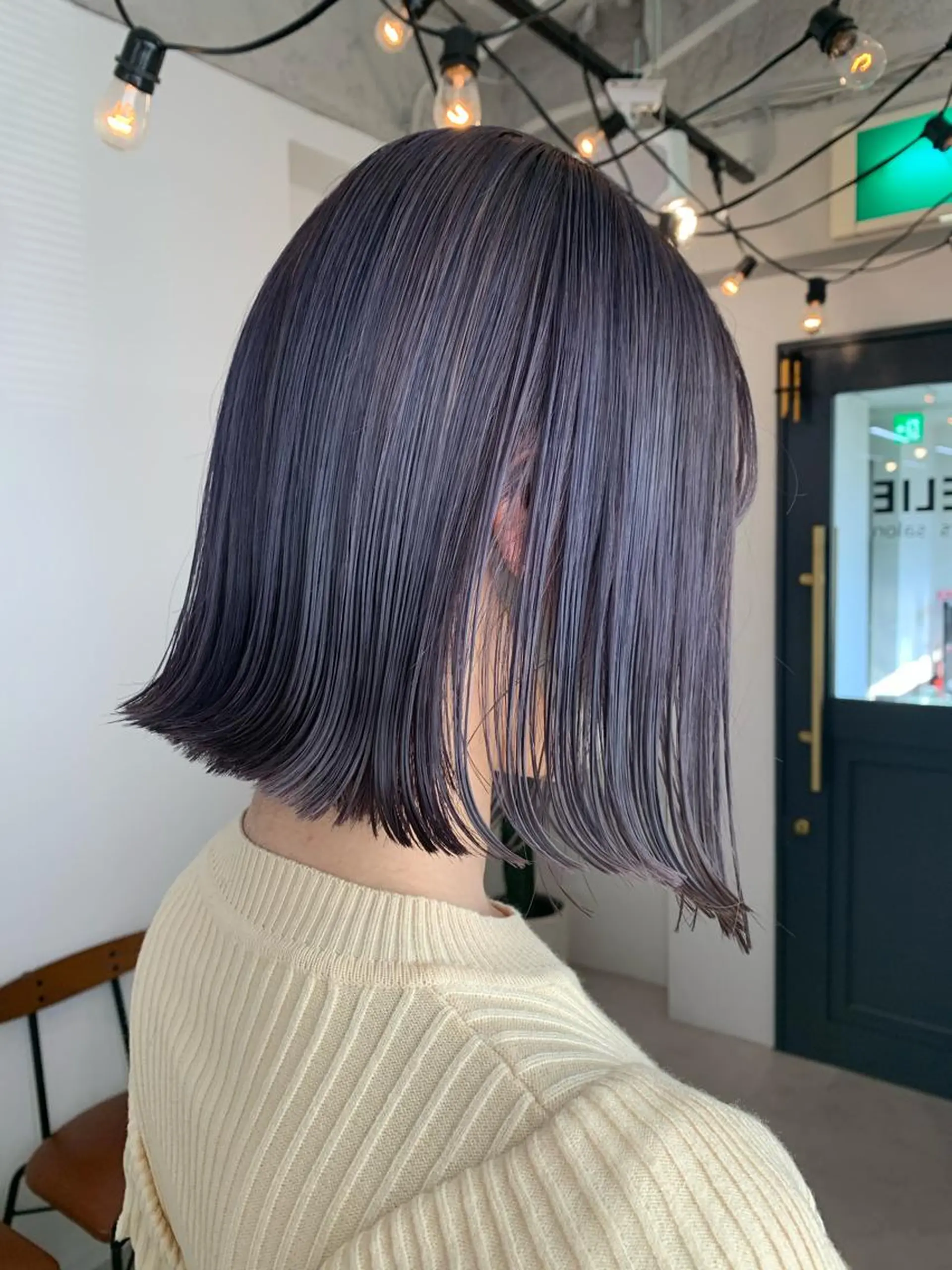 ショート カラー ブリーチ ブルーカラー ブルーバイオレット ダブルカラー ハイトーンカラー FRAME+spa&hair roomなんば駅前店所属・🌸MAYU🌸 ハイトーン➕レイヤーのヘアスタイル