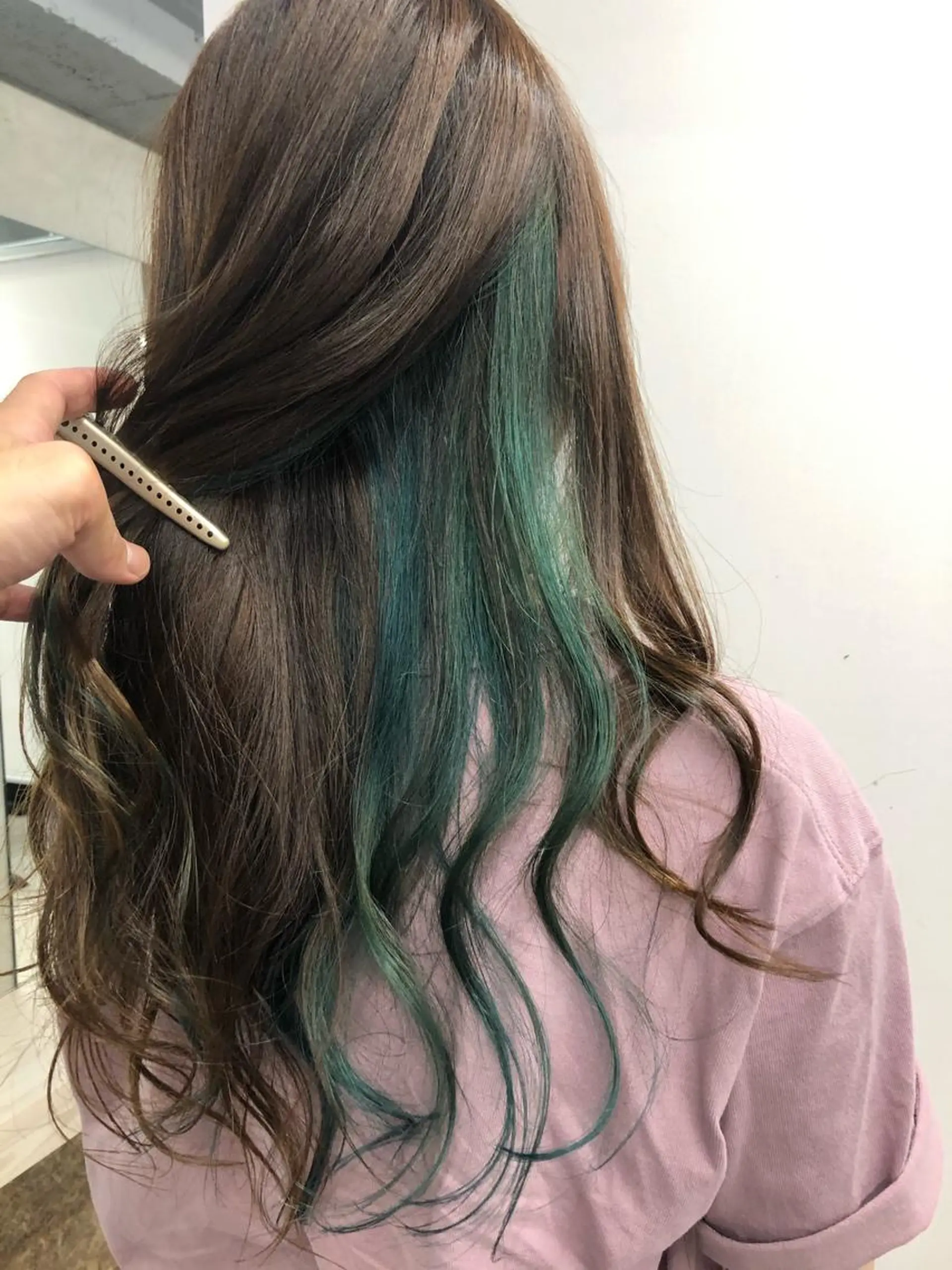 ミディアム カラー インナーカラー 🌟髪質改善ケアカラ ー美髪縮毛矯正y🌟のヘアスタイル