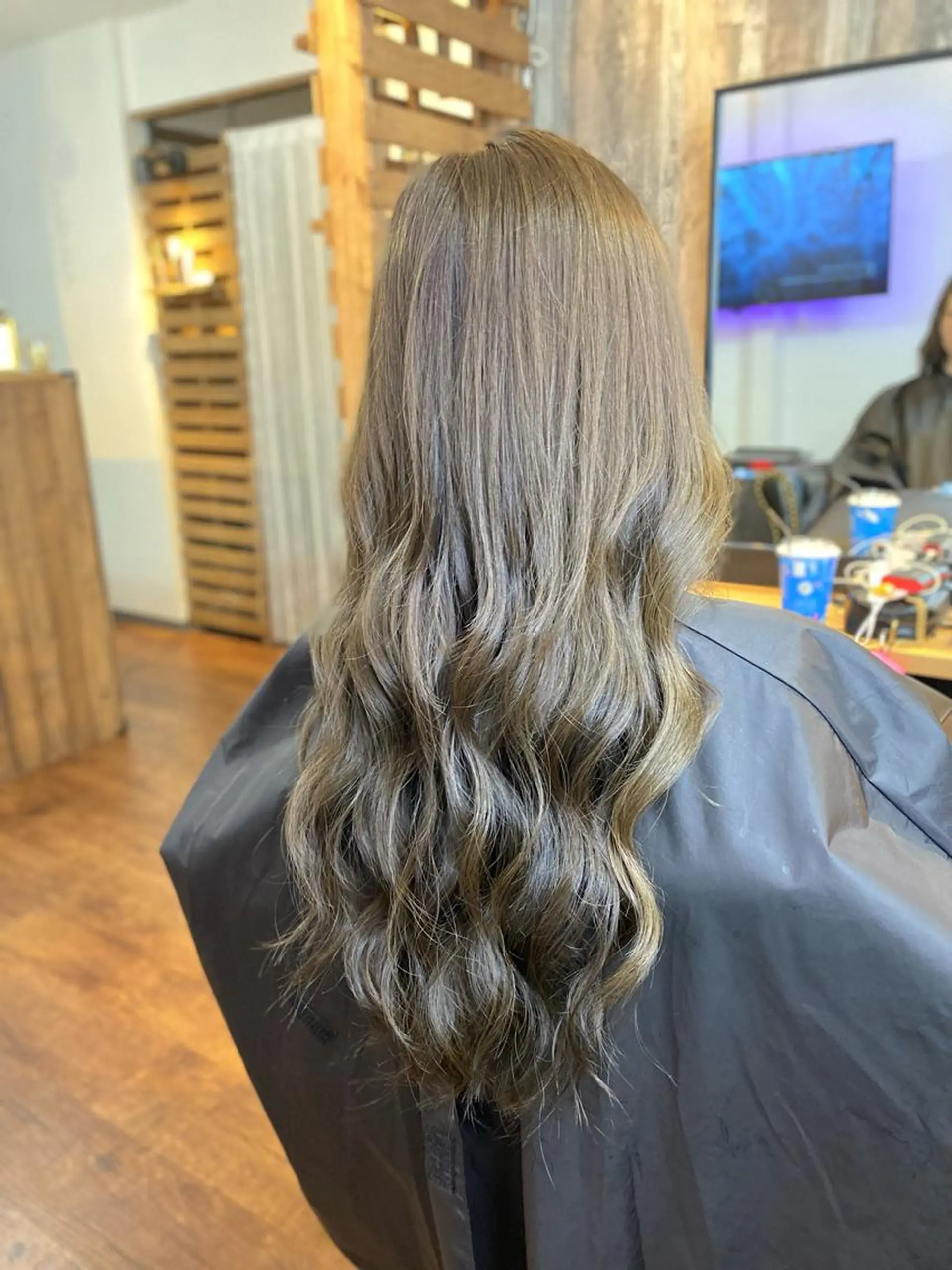 ロング カラー グレージュ カット ヘアカラー トリートメント Lizir  ルズィール所属・Luzir⭐︎ GEN⭐︎のヘアスタイル