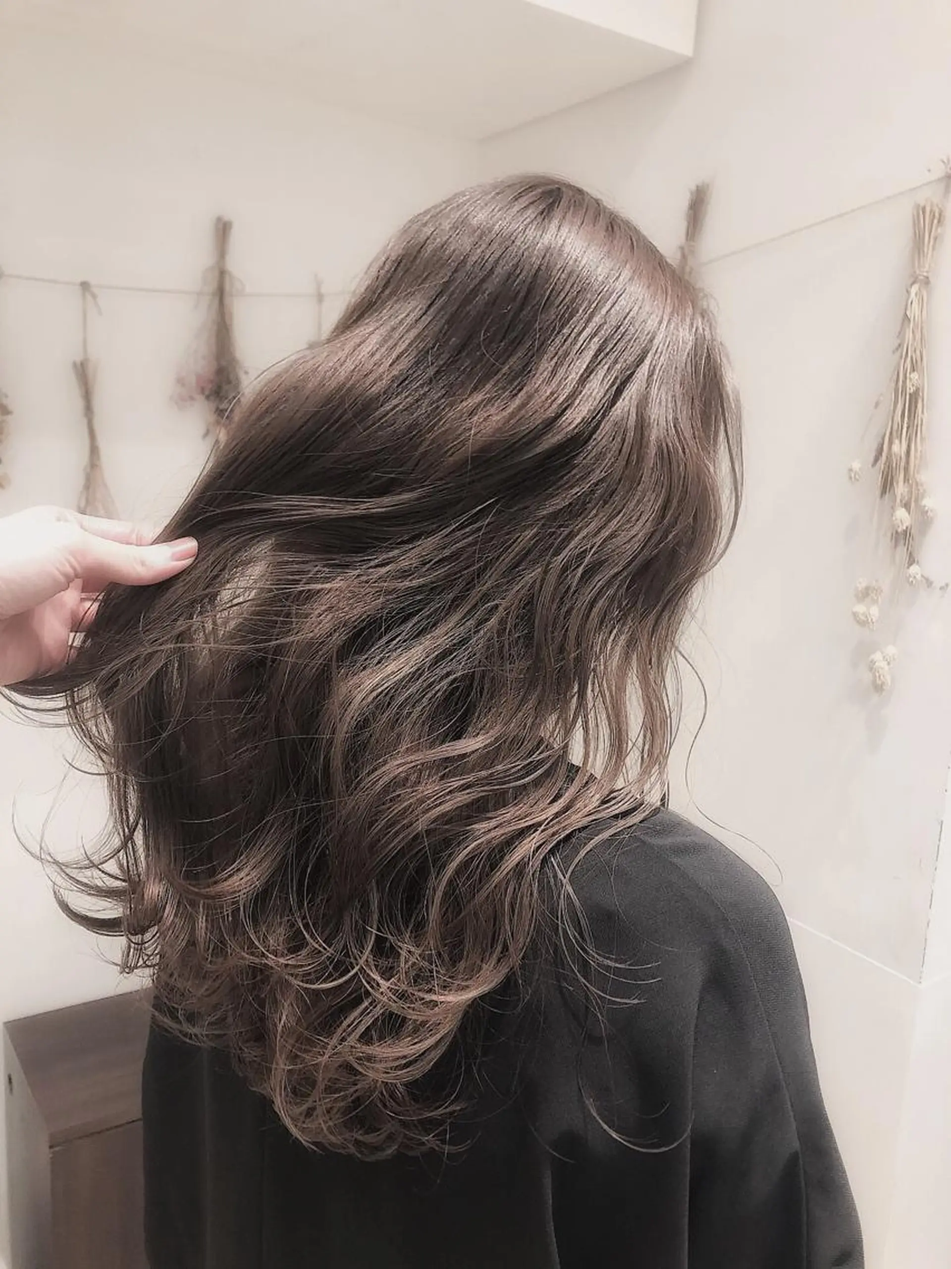 ロング カラー ベージュカラー グレージュ はだゆうき @hadadan08のヘアスタイル
