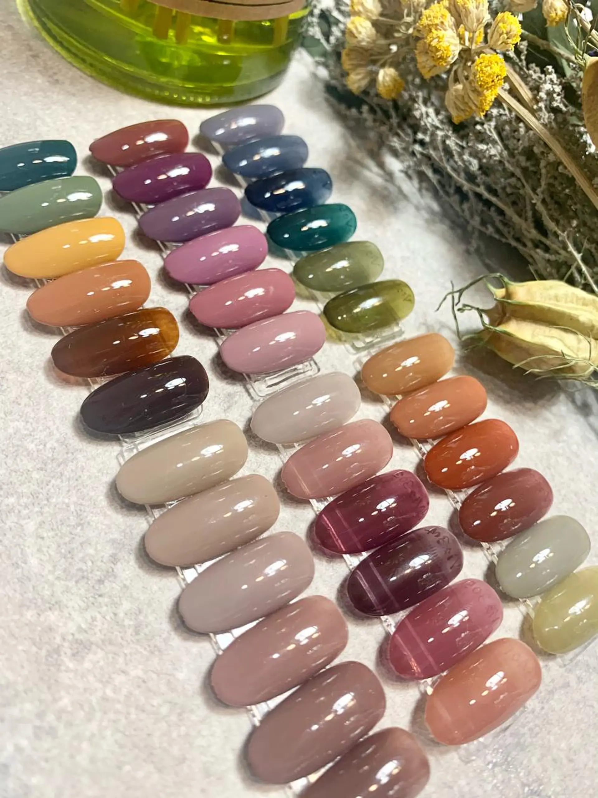 ネイル 新越谷駅徒歩2分 OASISのマツエク・マツパデザイン