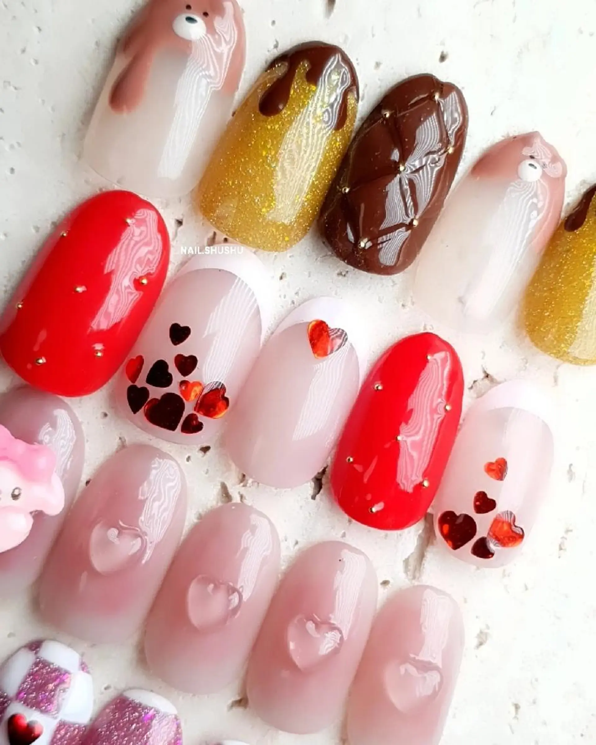 ネイル 持ち込み ニュアンスネイル シンプルネイル 冬ネイル 3dパーツ/流行り 👧shushu❤️のネイルデザイン