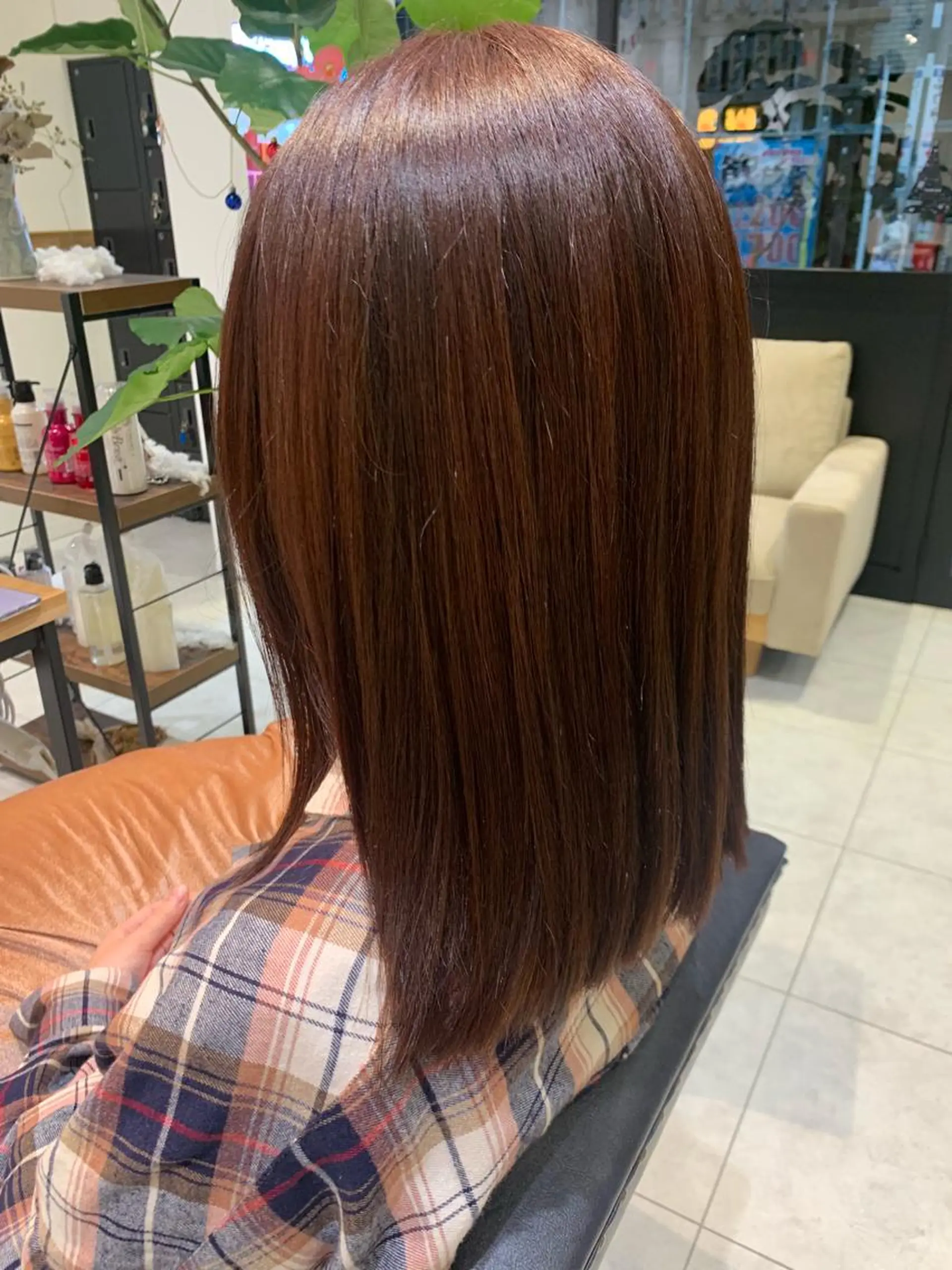 セミロング カット ヘアカラー トリートメント ヘッドスパ 近 紗理奈のヘアスタイル