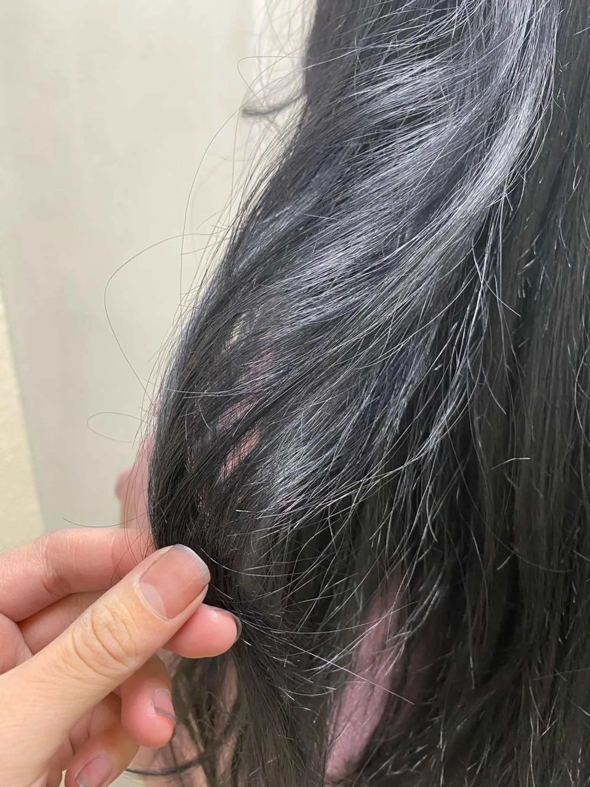 ロング カラー 黒髪 ブルーカラー ブルーブラック 🟢NEGi🟣 🫧髪質改善のヘアスタイル